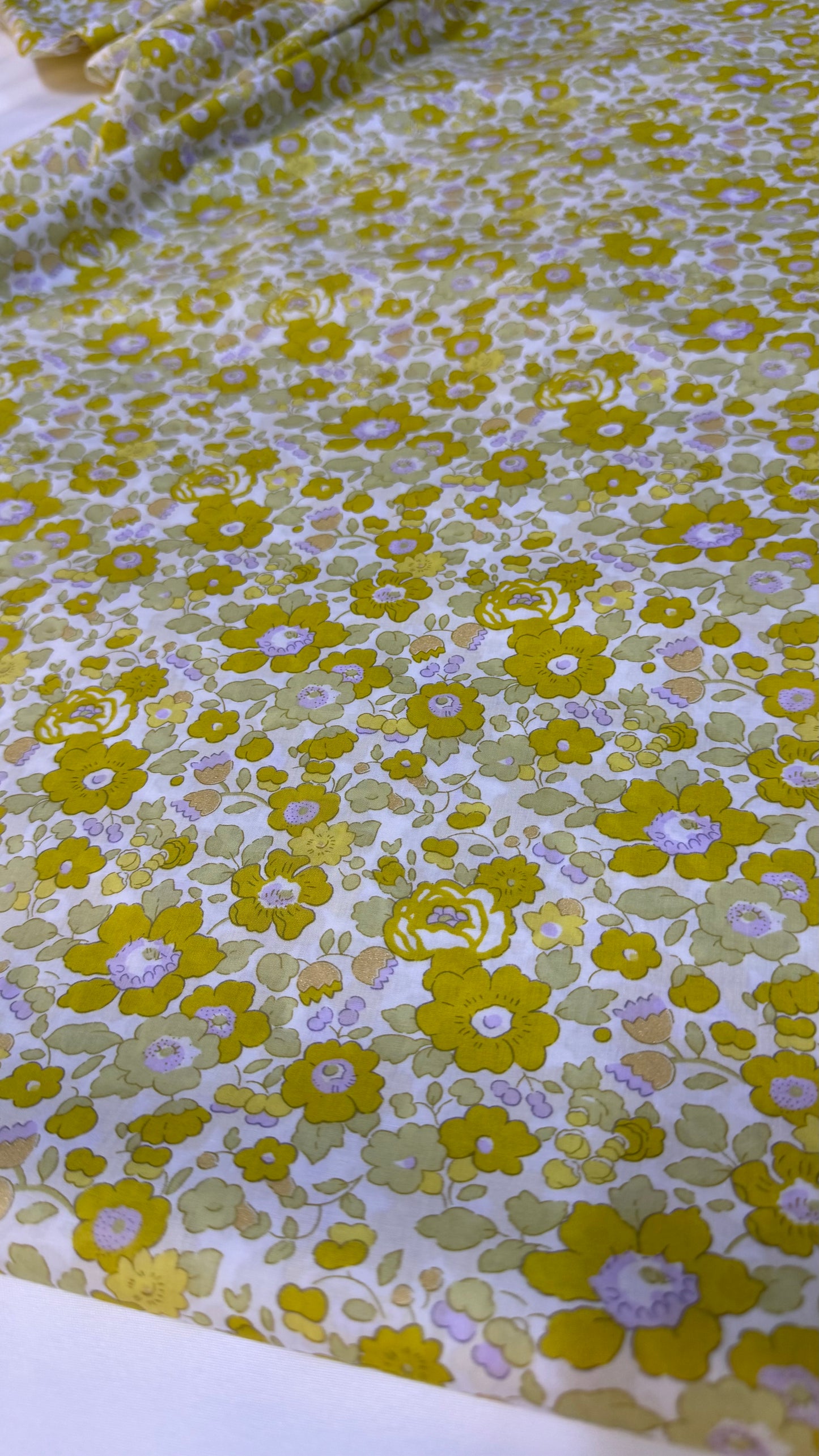 Liberty Fabric Betsy Cotton Tana Lawn® 3m