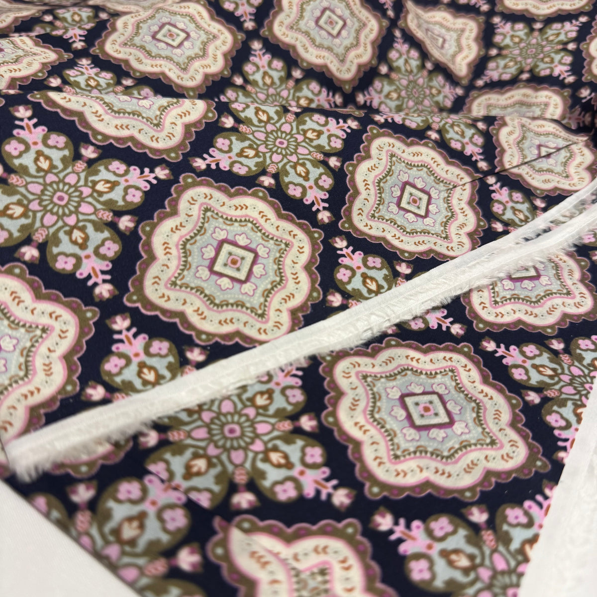 English Cotton Lawn Fabric 3m