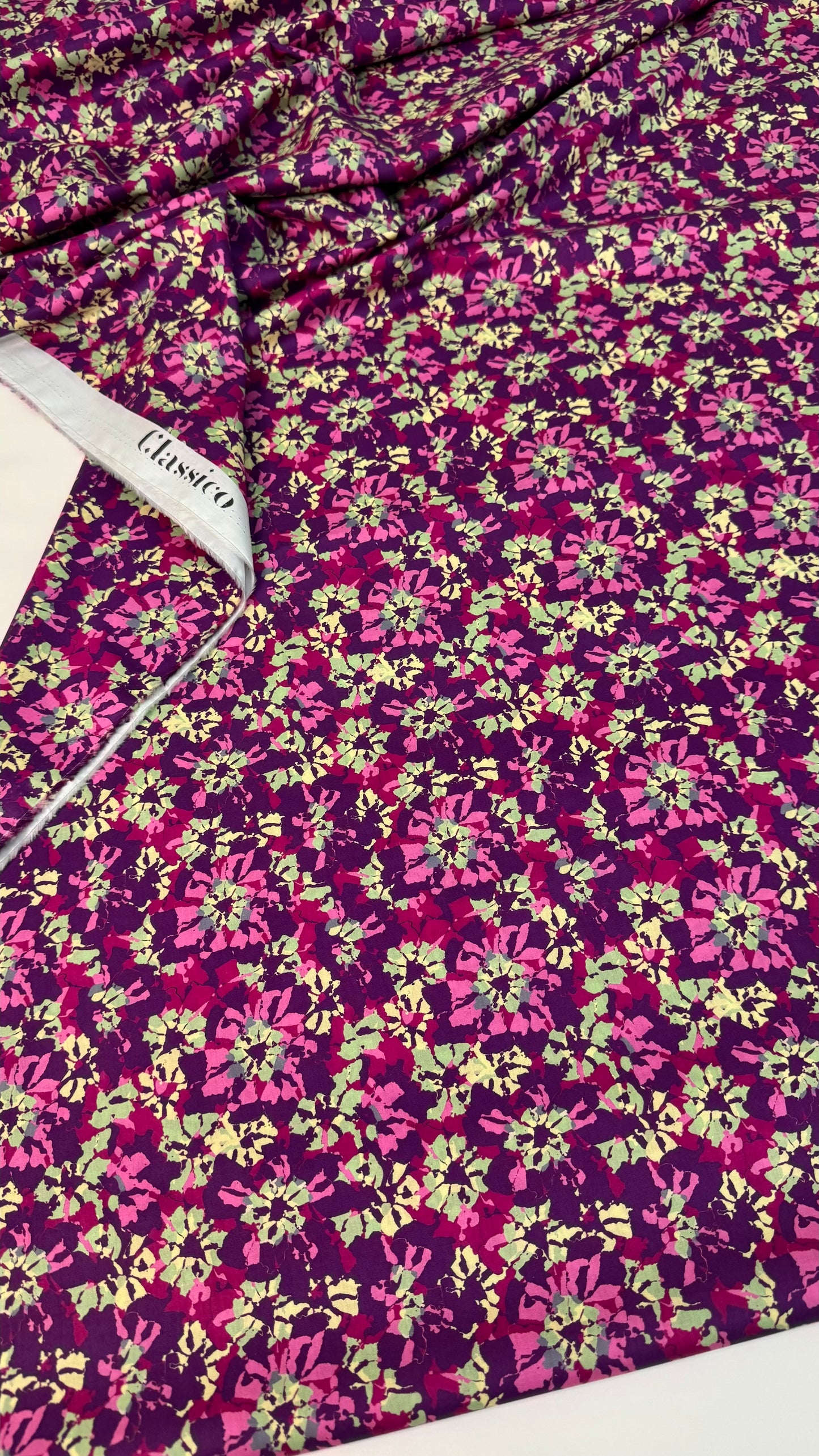 CLASSICO Fabric Cotton Tana Lawn 3m