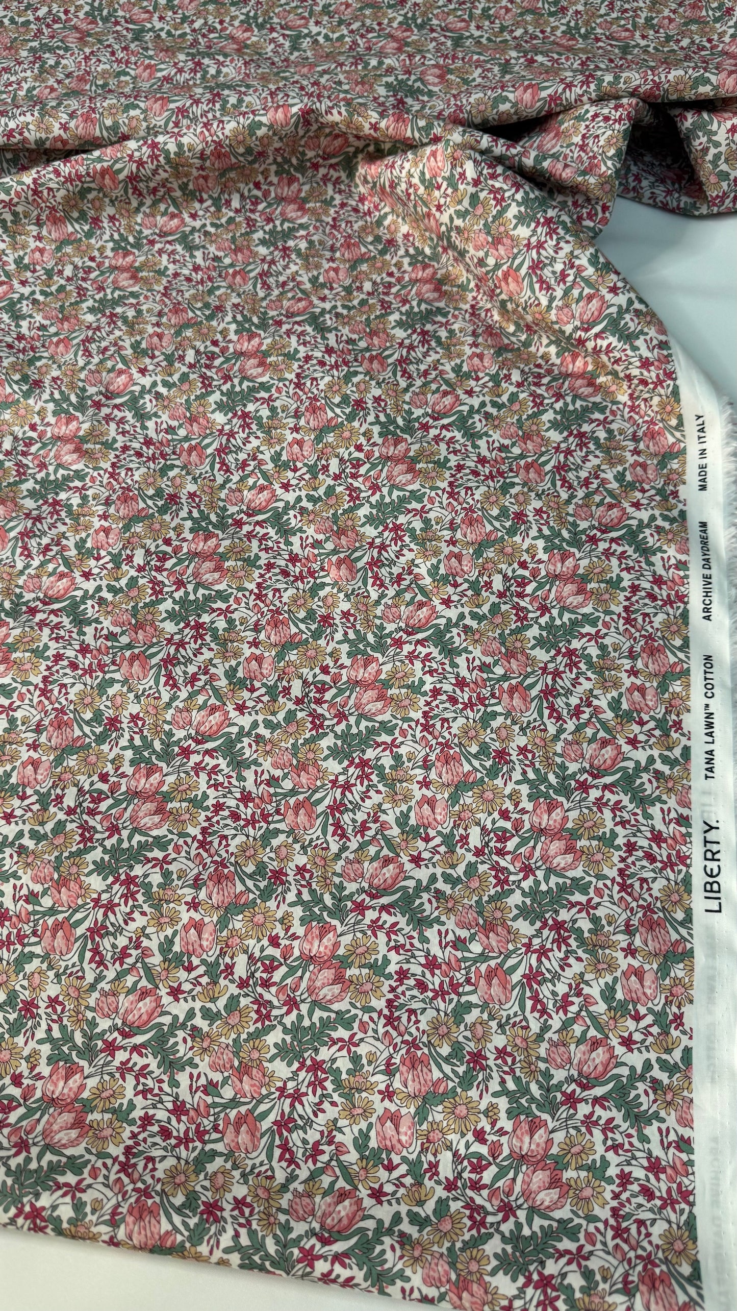 Liberty Fabrics Francesca Tulip A Tana Lawn Cotton 3m