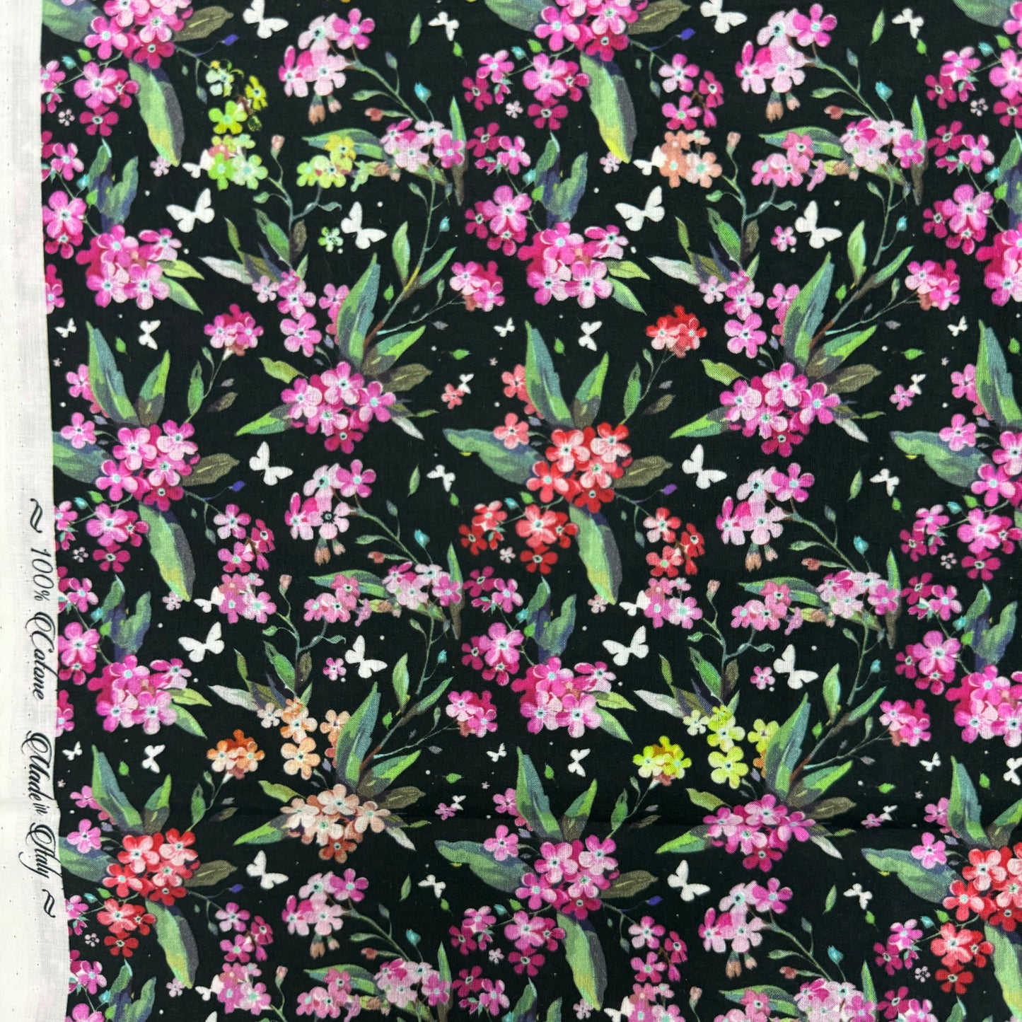 Tessuto Digital pink flowers (Italian cotton Tana Lawn) 3m