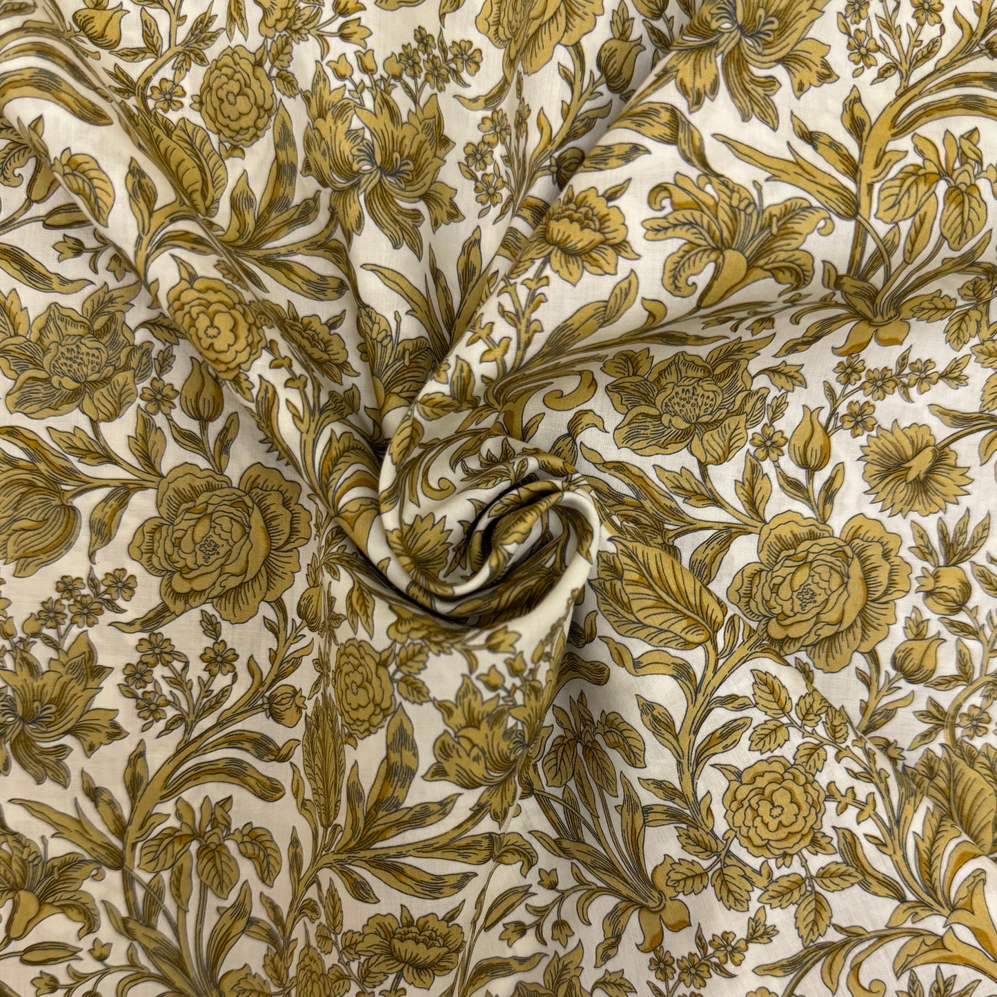 Liberty Fabrics Sambourne Y Tana Lawn Cotton 3m