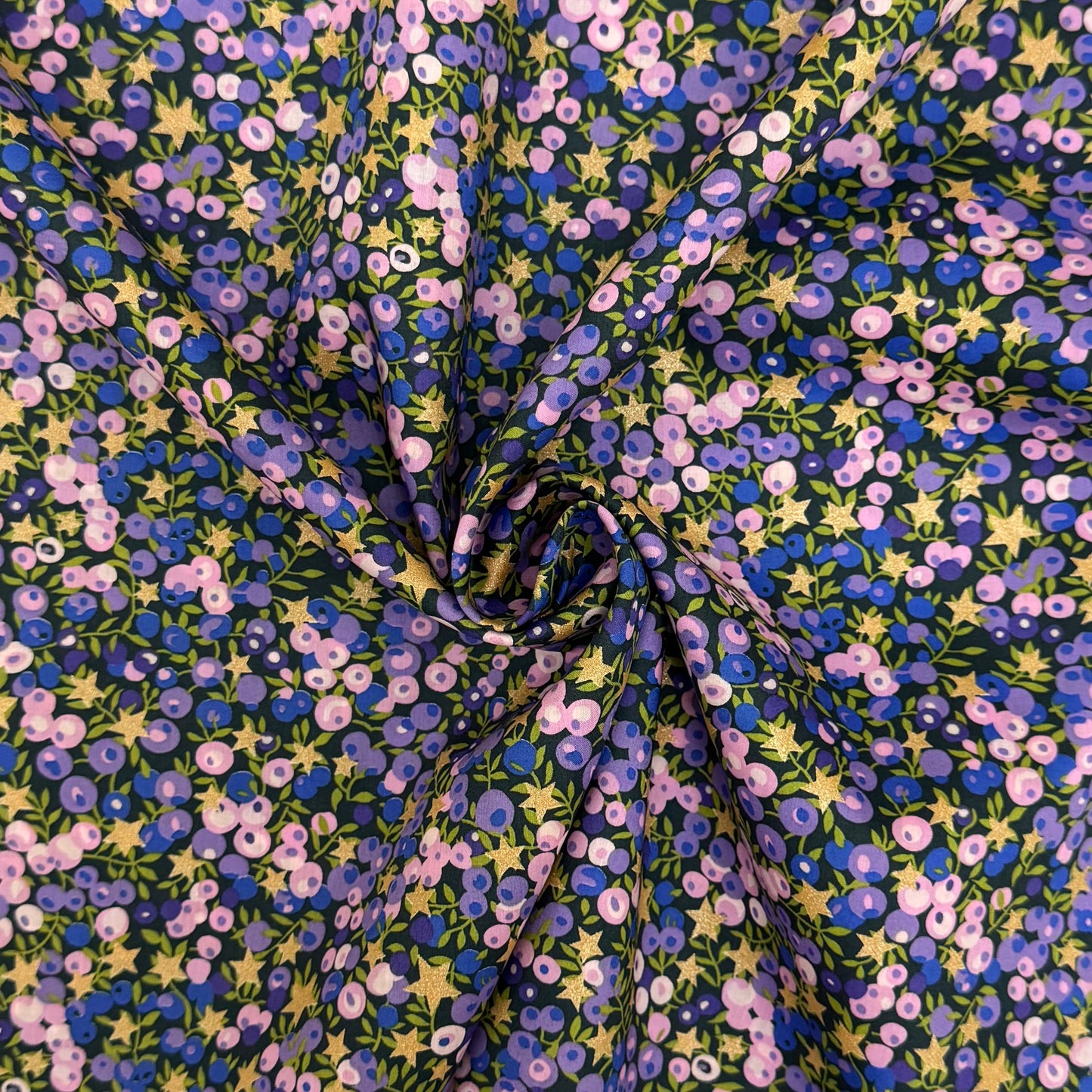 Liberty Fabrics Wiltshire star purple Tana Lawn Cotton (Metallic) 3m