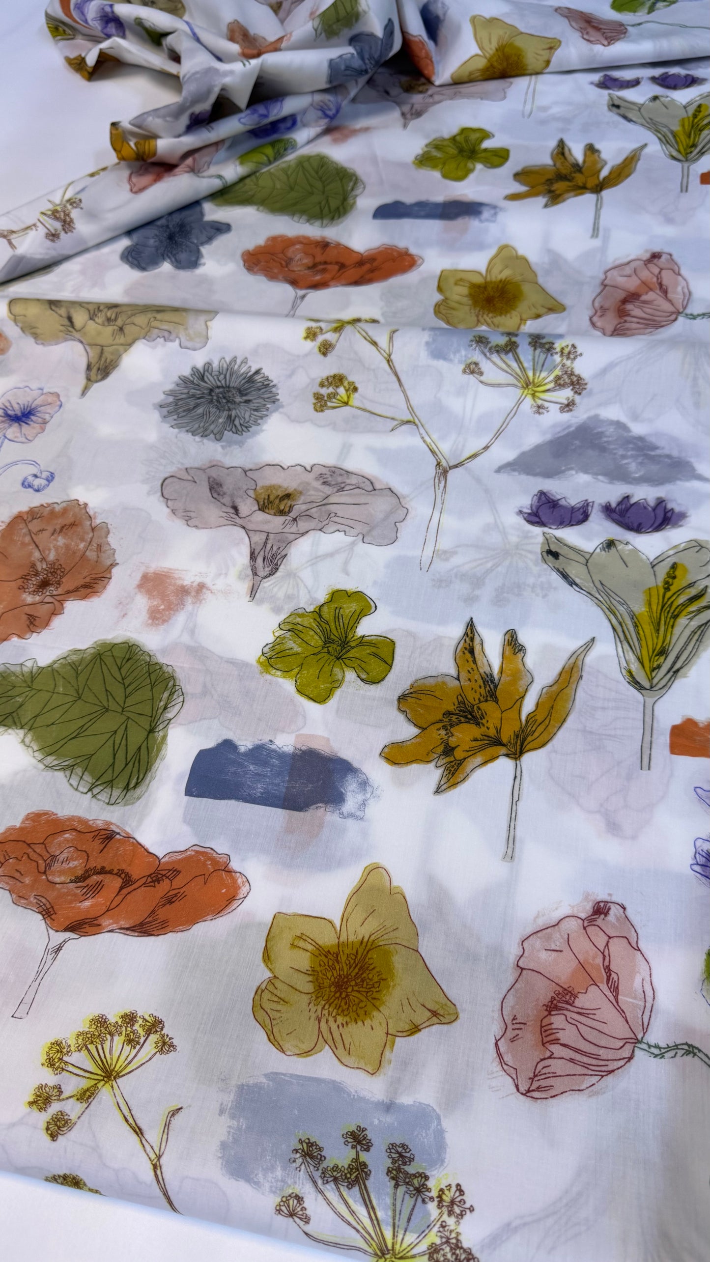 Liberty Fabric Etched botanical Cotton Tana Lawn® 3m