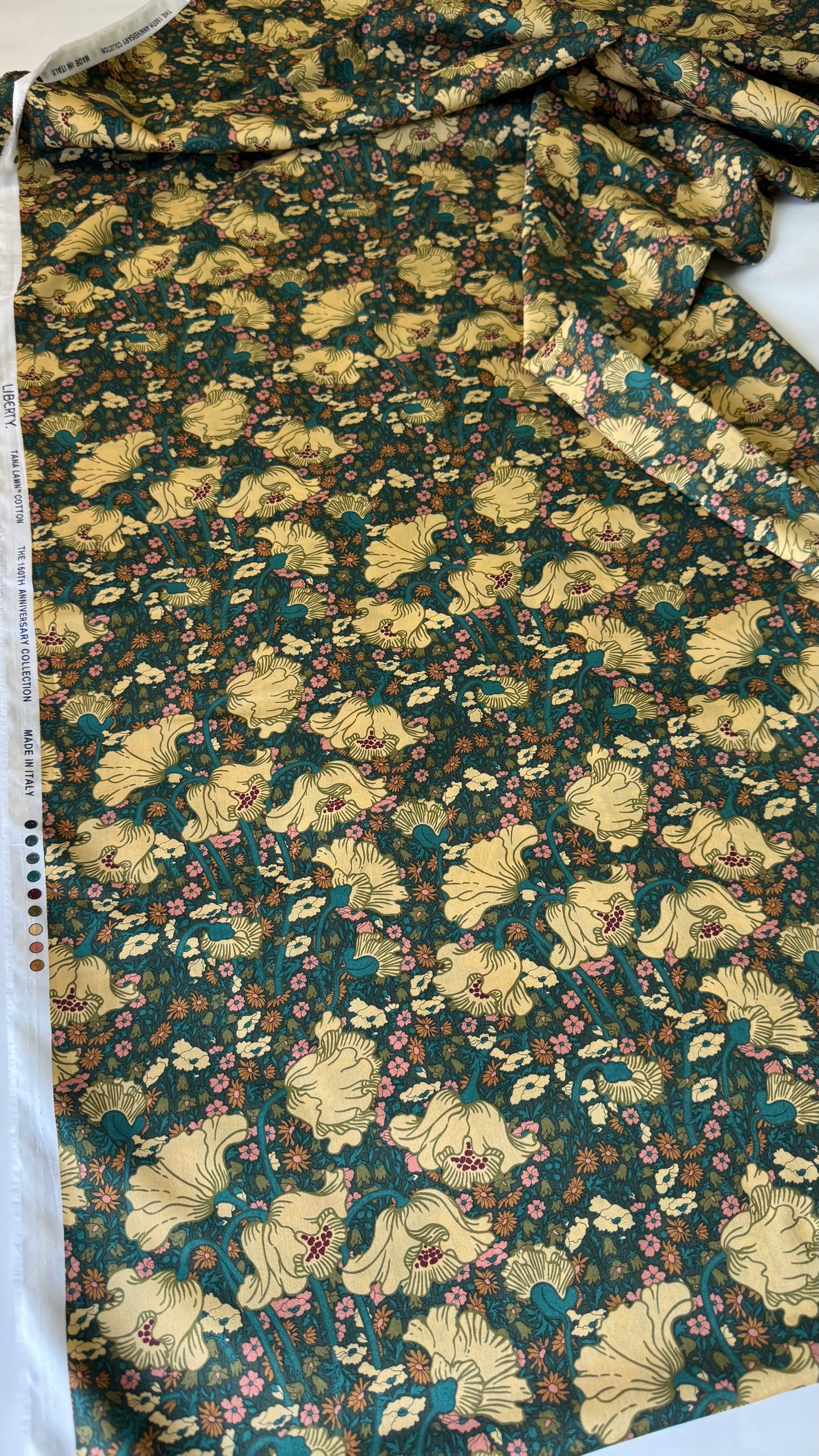 Liberty Fabrics Clementina Daisy B Tana Lawn Cotton 3m