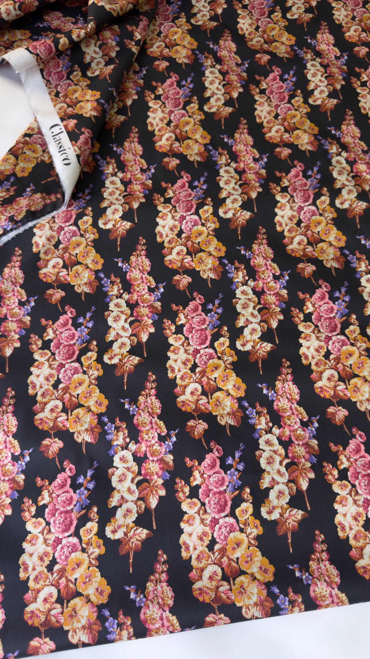 CLASSICO Fabric Cotton Tana Lawn 3m