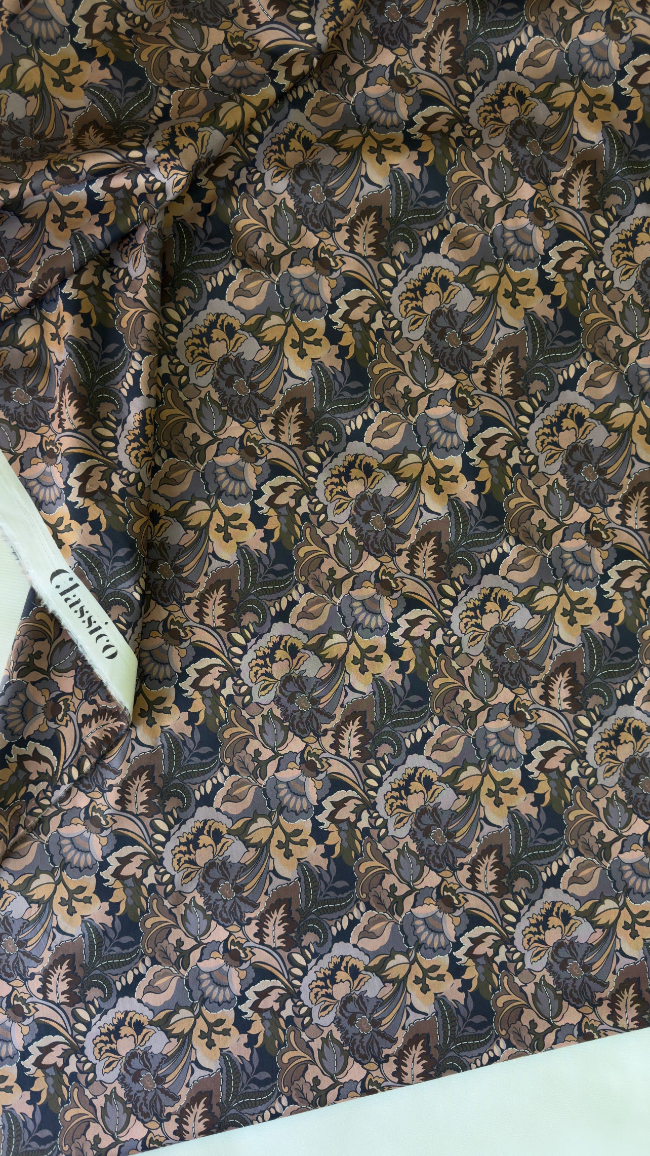 CLASSICO Fabric Cotton Tana Lawn 3m
