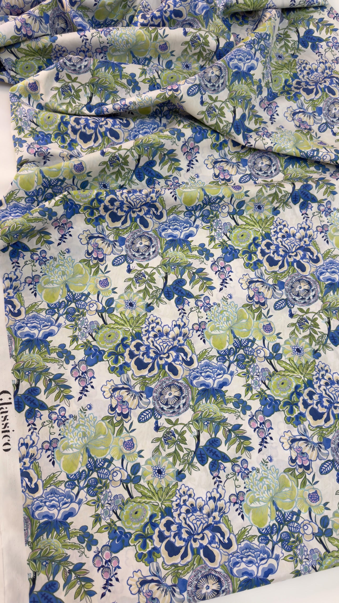 CLASSICO Fabric Cotton Tana Lawn 3m