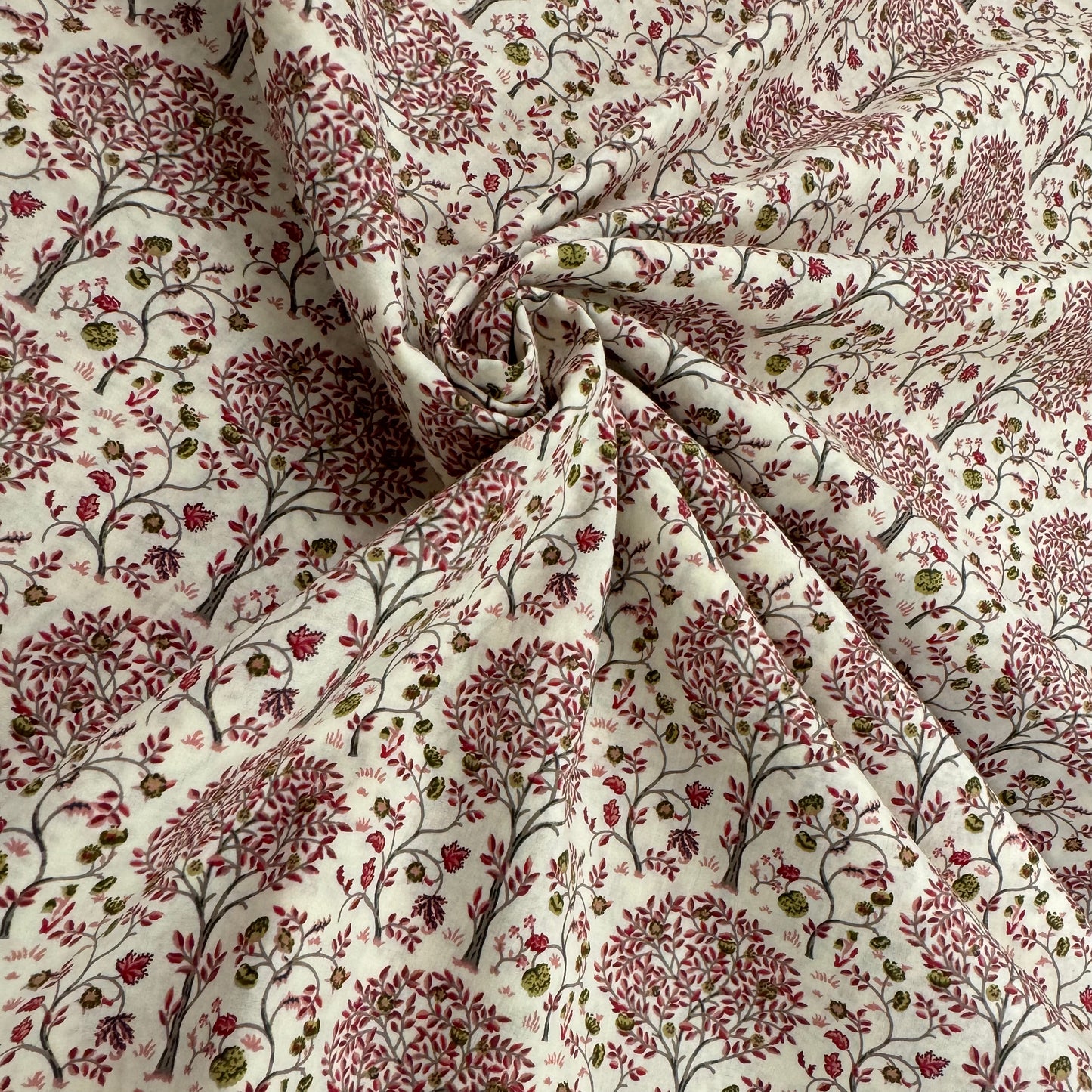 Mulberry Tree Red (English cotton Tana Lawn) 3m