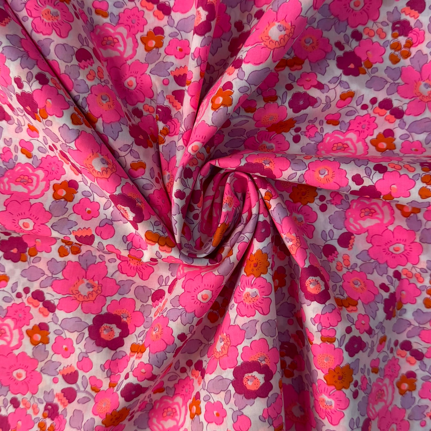 Liberty Fabric pinky Betsy Cotton Tana Lawn® 3m