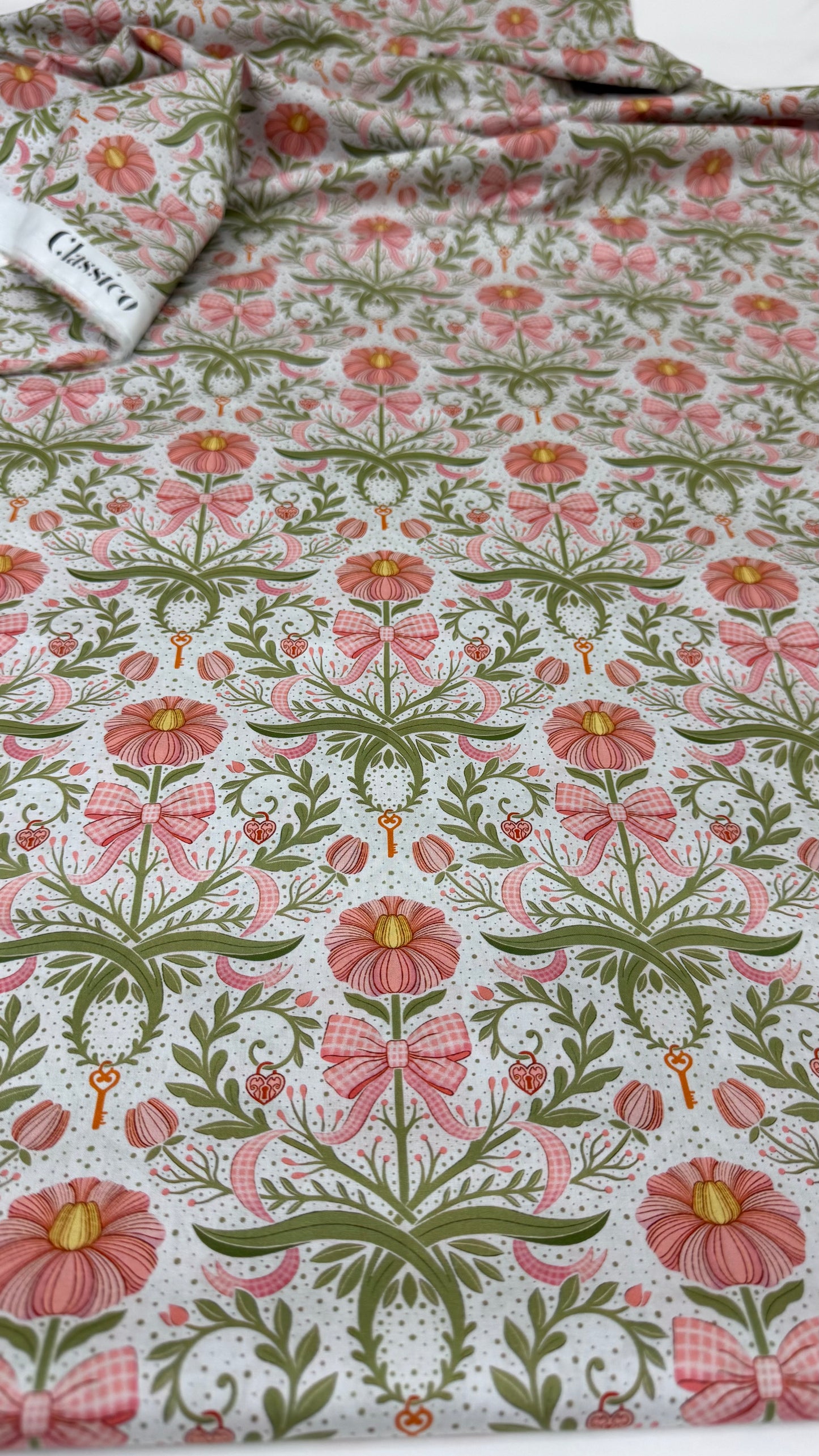 CLASSICO Fabric Cotton Tana Lawn 3m