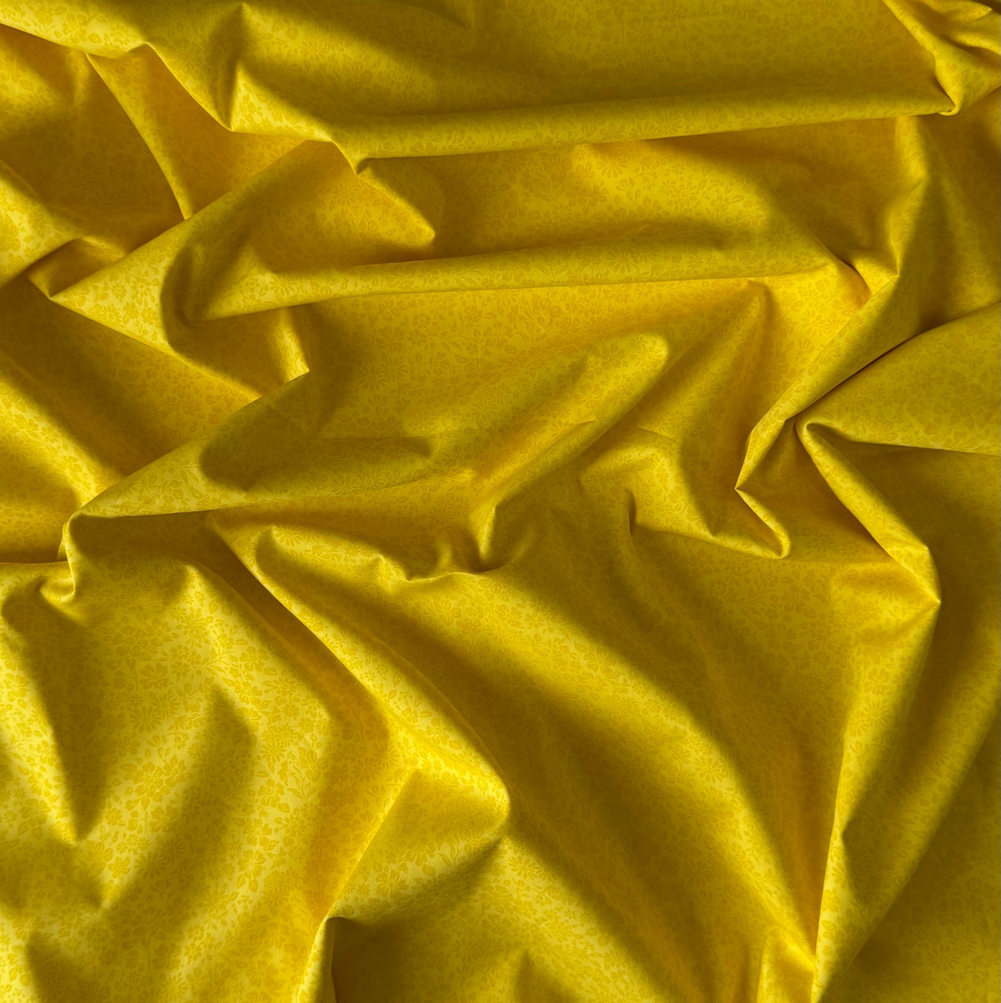 Liberty Fabric Periwinkle Y Tana Lawn® Cotton 3m