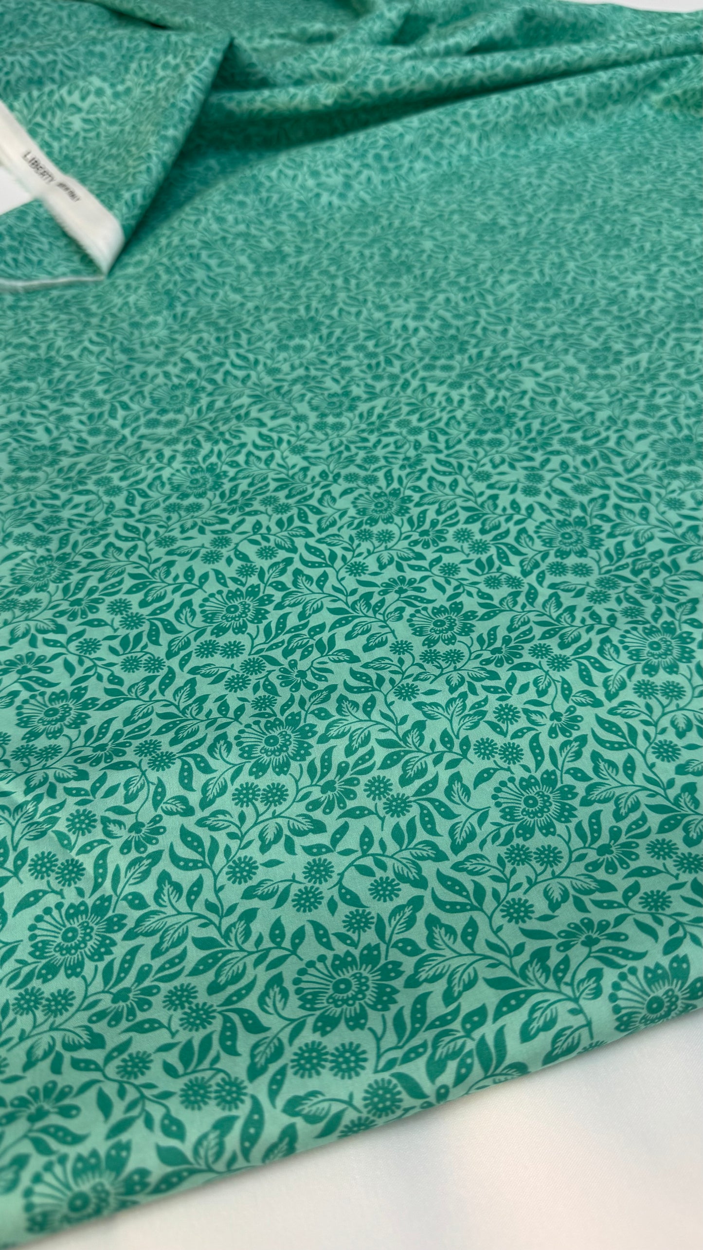 Liberty Fabric Mari woodcut green green Cotton Tana Lawn® 3m