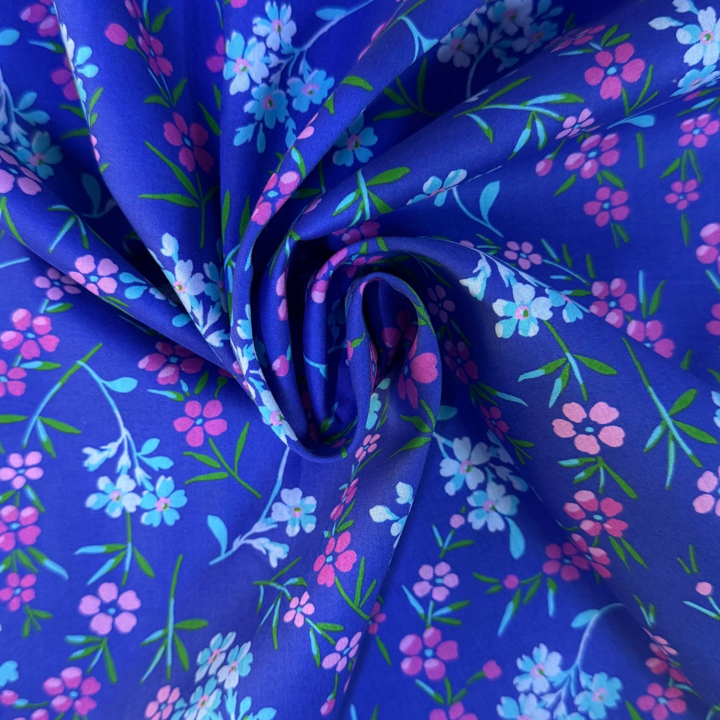 Liberty Fabric Night Light Cotton Tana Lawn® 3m