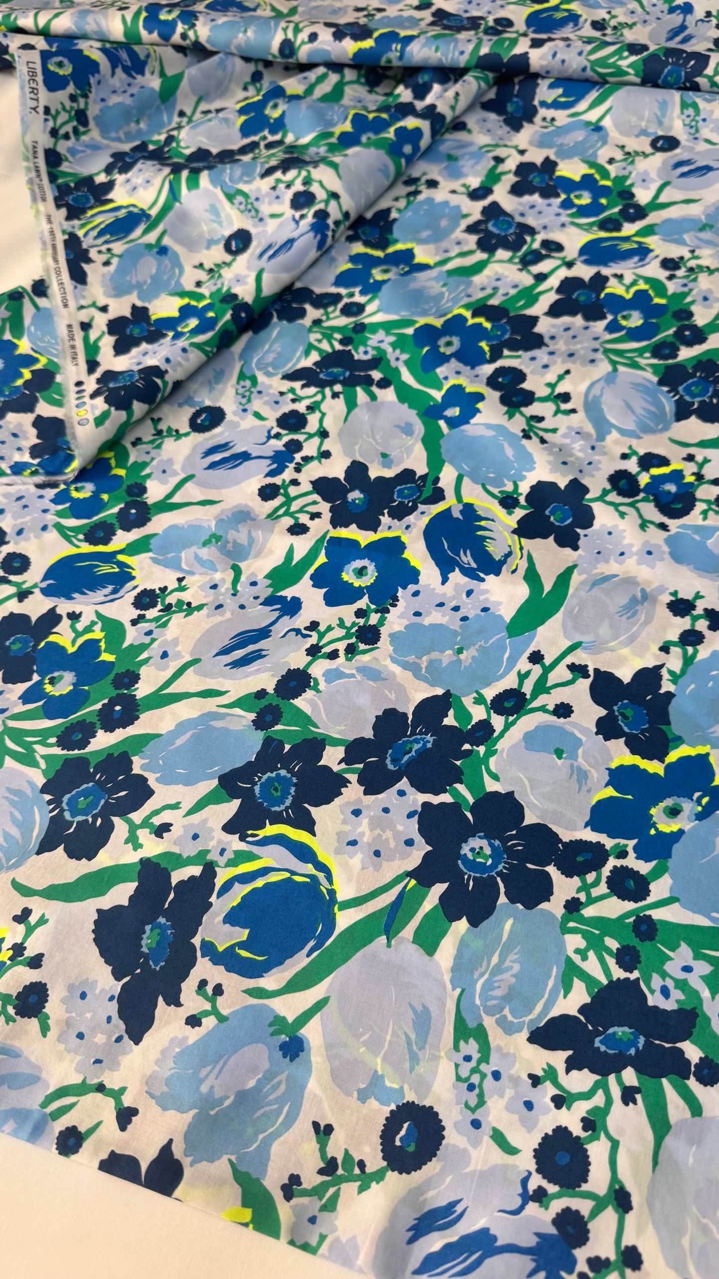 Liberty Fabric Mariana Boutique blue Cotton Tana Lawn® 3m