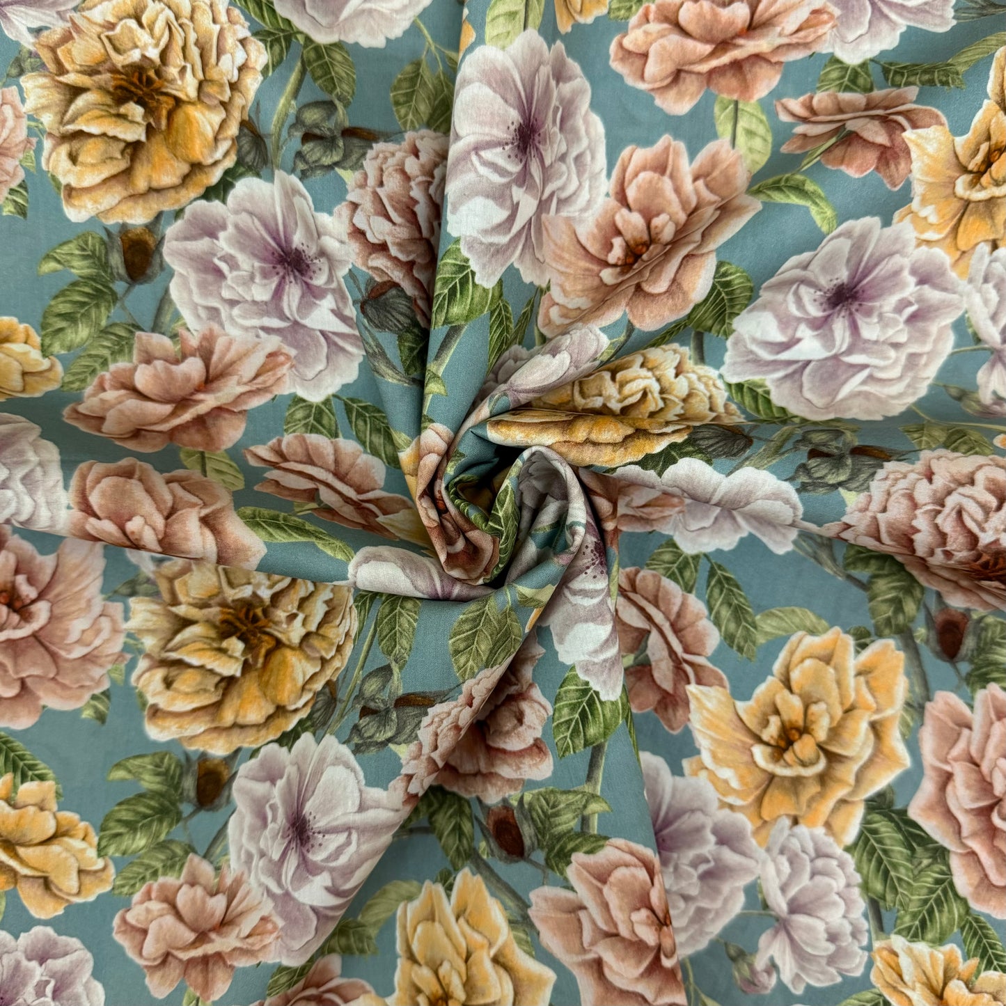 Liberty English Rose A Cotton Tana Lawn