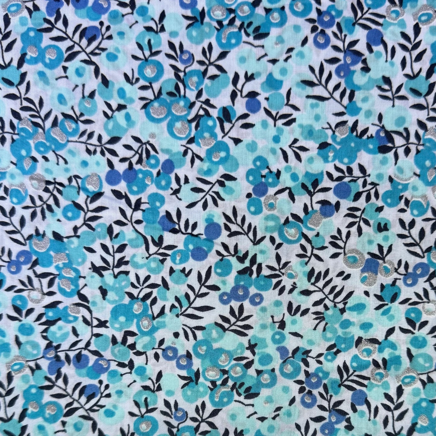Liberty Fabrics Wiltshire blue Tana Lawn Cotton (Metallic) 3m