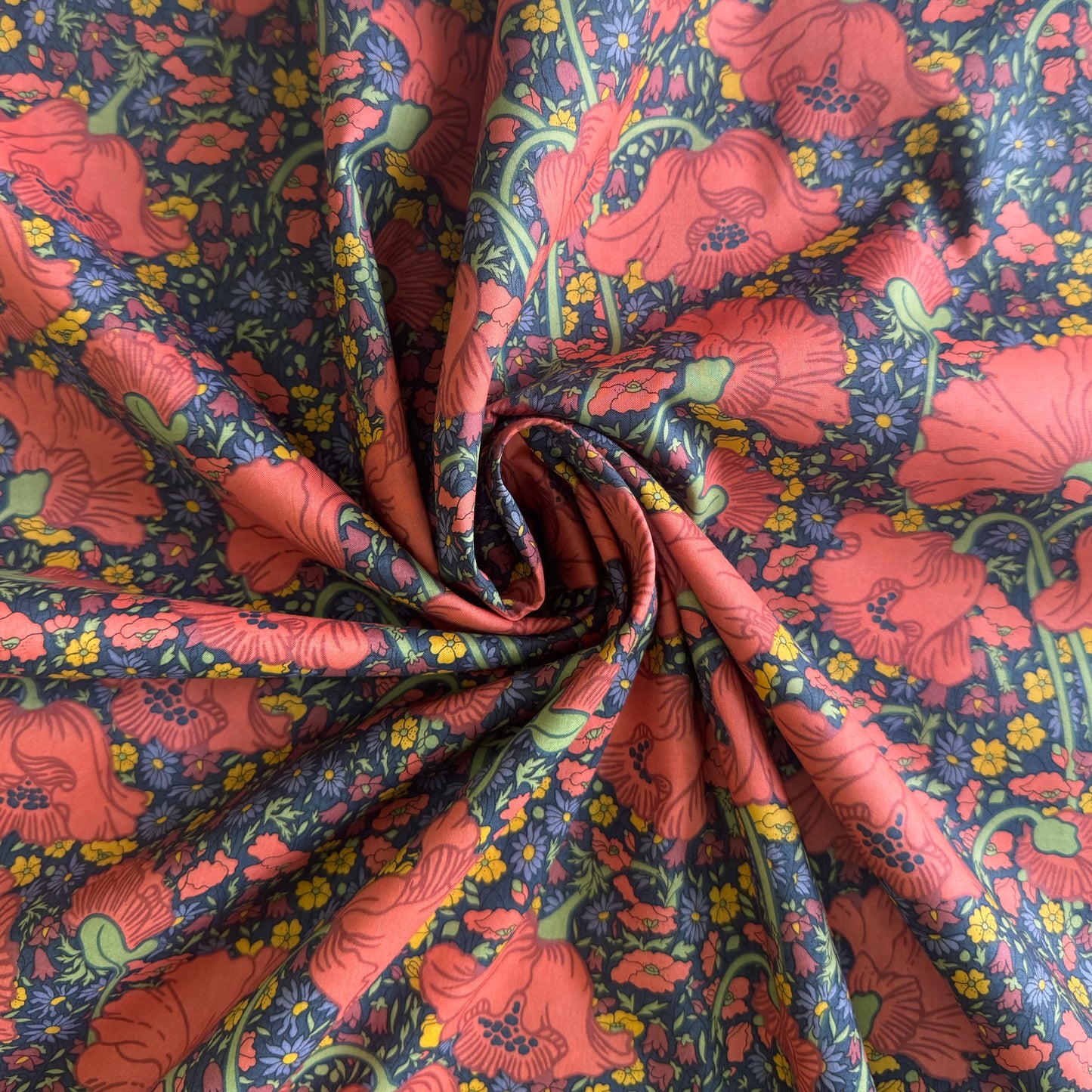 Liberty Fabrics Clementina Daisy C Tana Lawn Cotton 3m