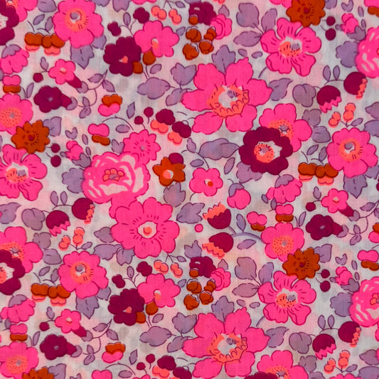 Liberty Fabric pinky Betsy Cotton Tana Lawn® 3m