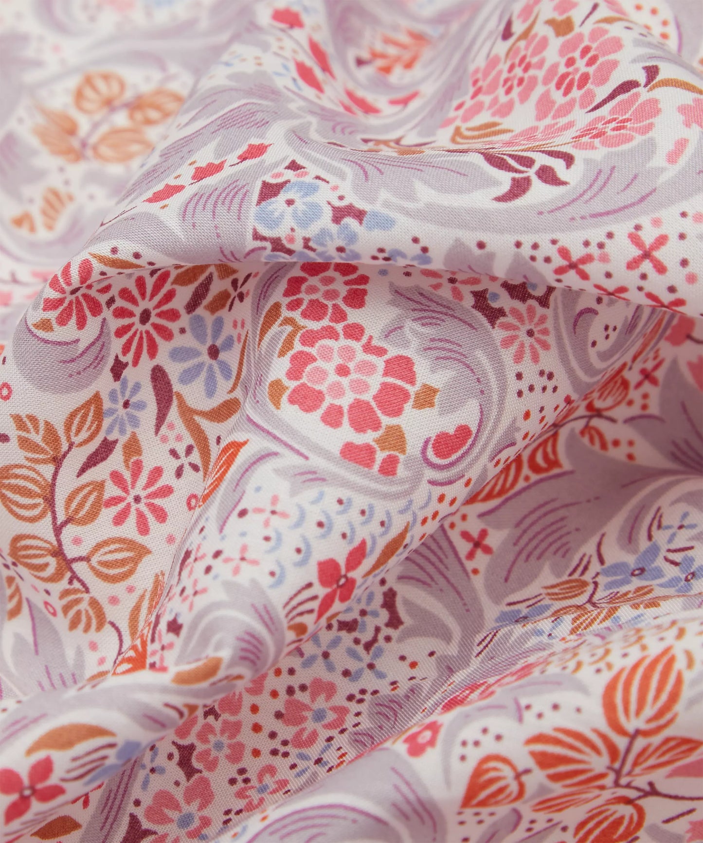 LIBERTY FABRICS Sleeping Beauty Tana Lawn™ Cotton