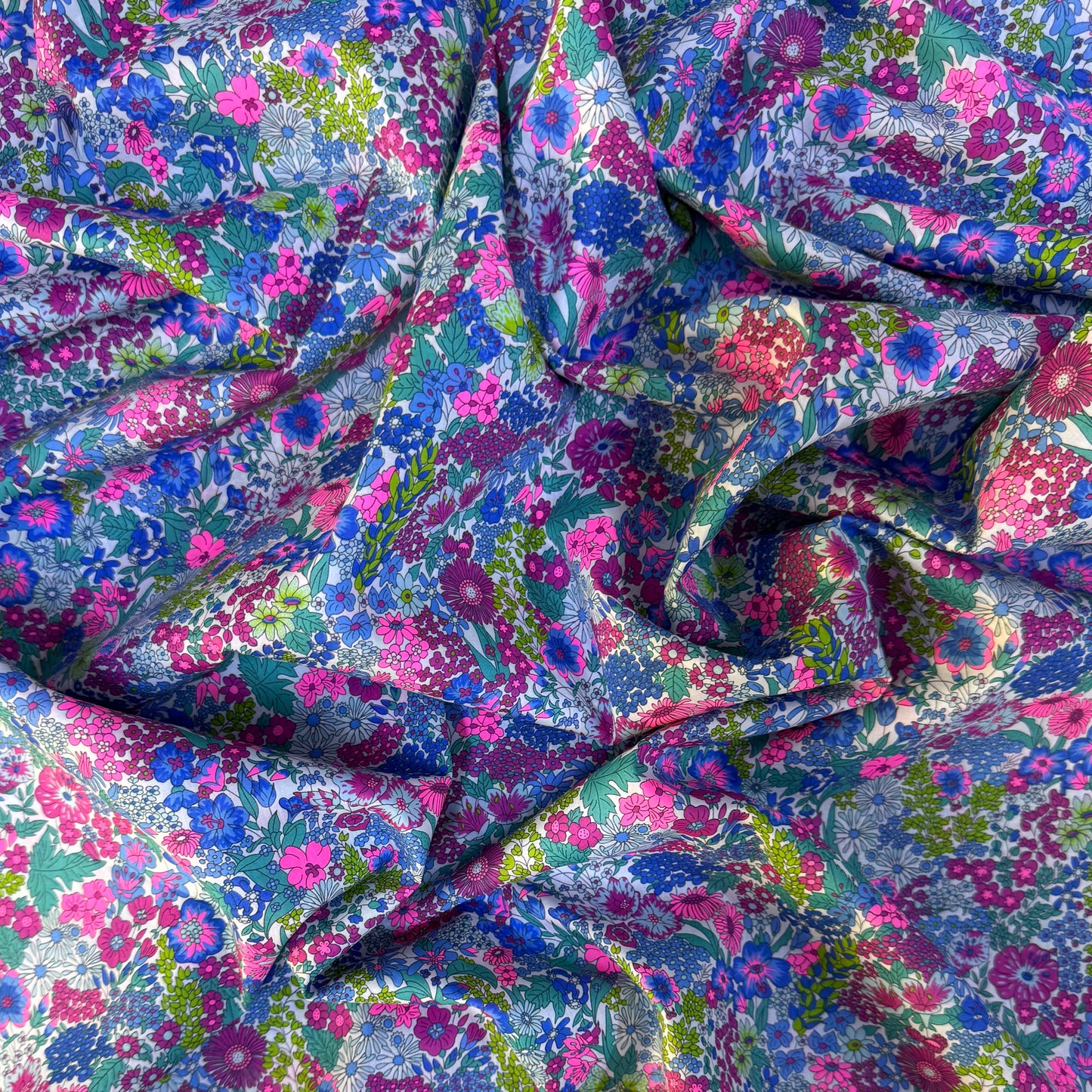 Liberty Fabric Annie pink neon Cotton Tana Lawn® 3m