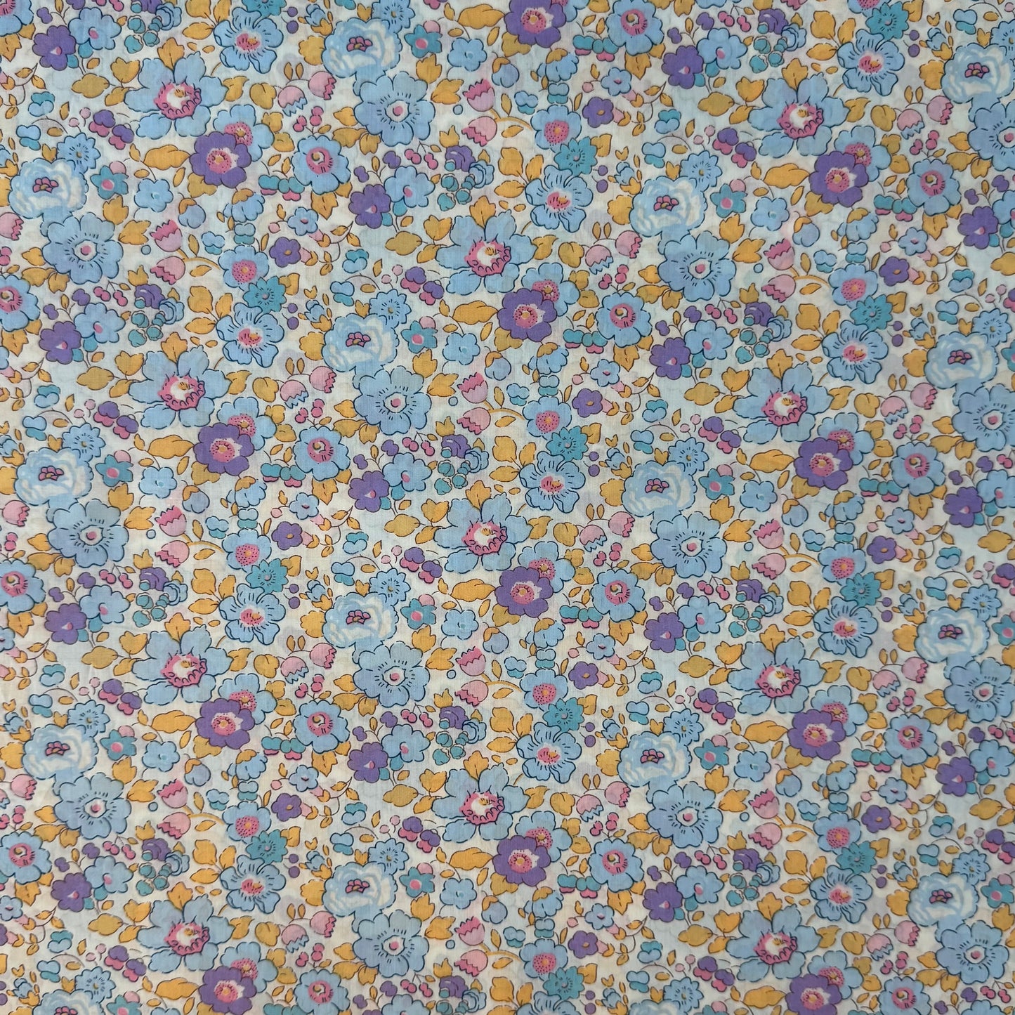 Liberty Fabric light blue Betsy Cotton Tana Lawn® 3m