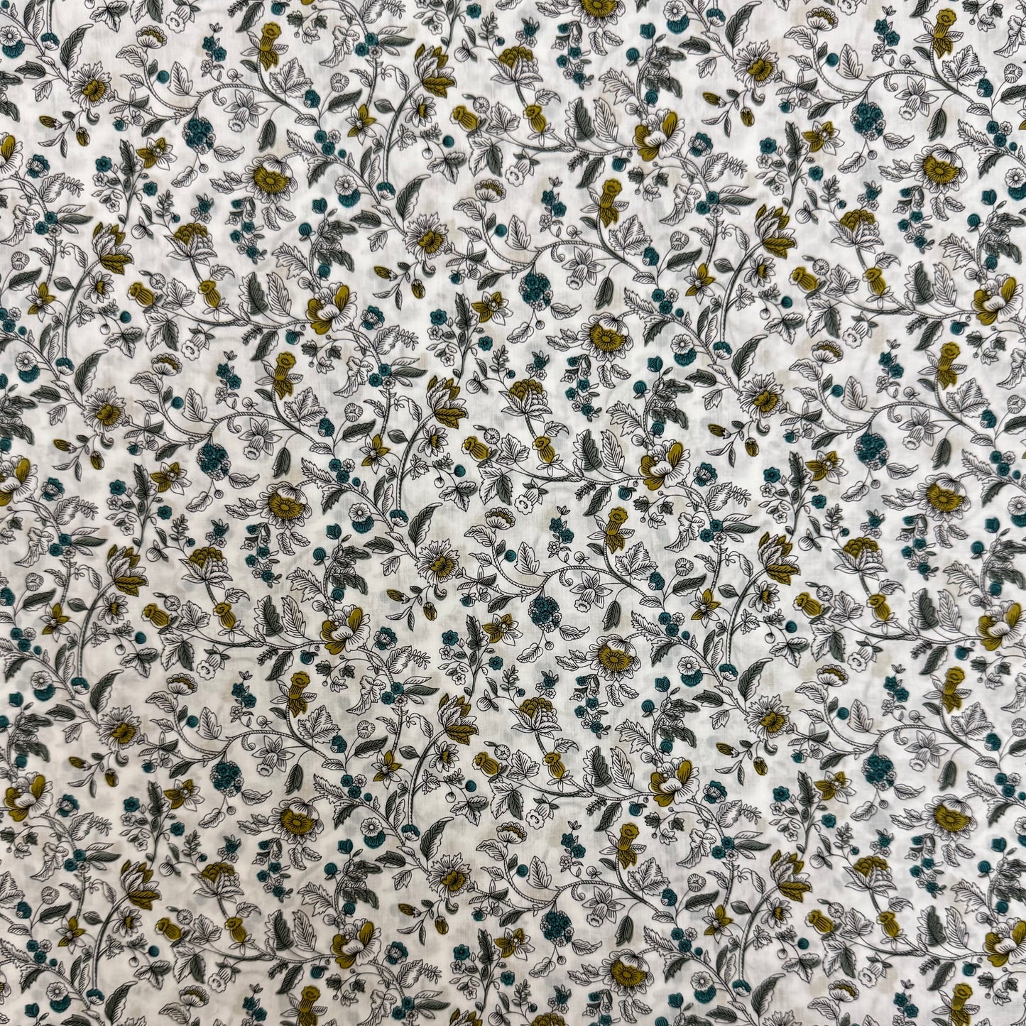 Liberty Fabrics Ornate Trail Piccadilly Cotton Tansn lawn 3m