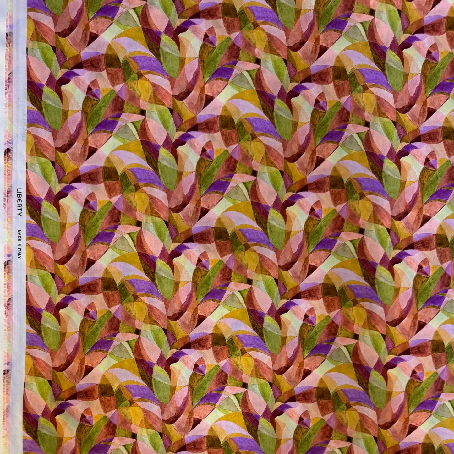 Liberty Fabric LEAF PRISM Cotton Tana Lawn® 3m