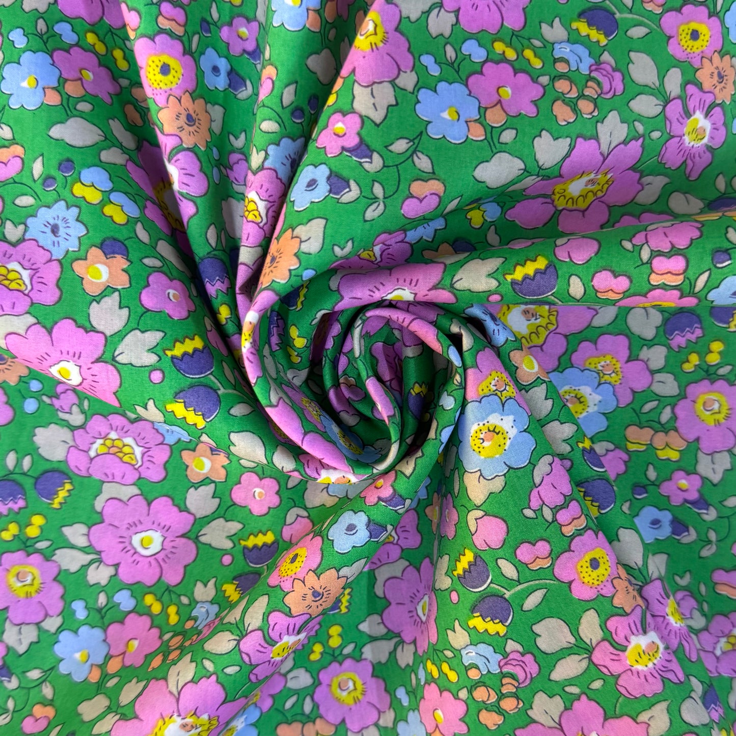 Liberty Fabric Betsy Cotton Tana Lawn® 3m