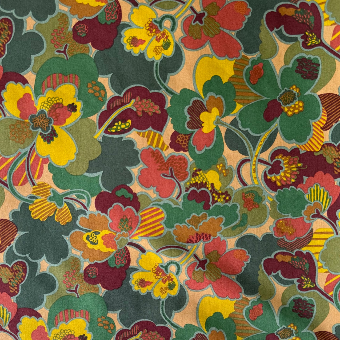 Liberty Fabrics Prospect Flower C Tana Lawn Cotton 3m