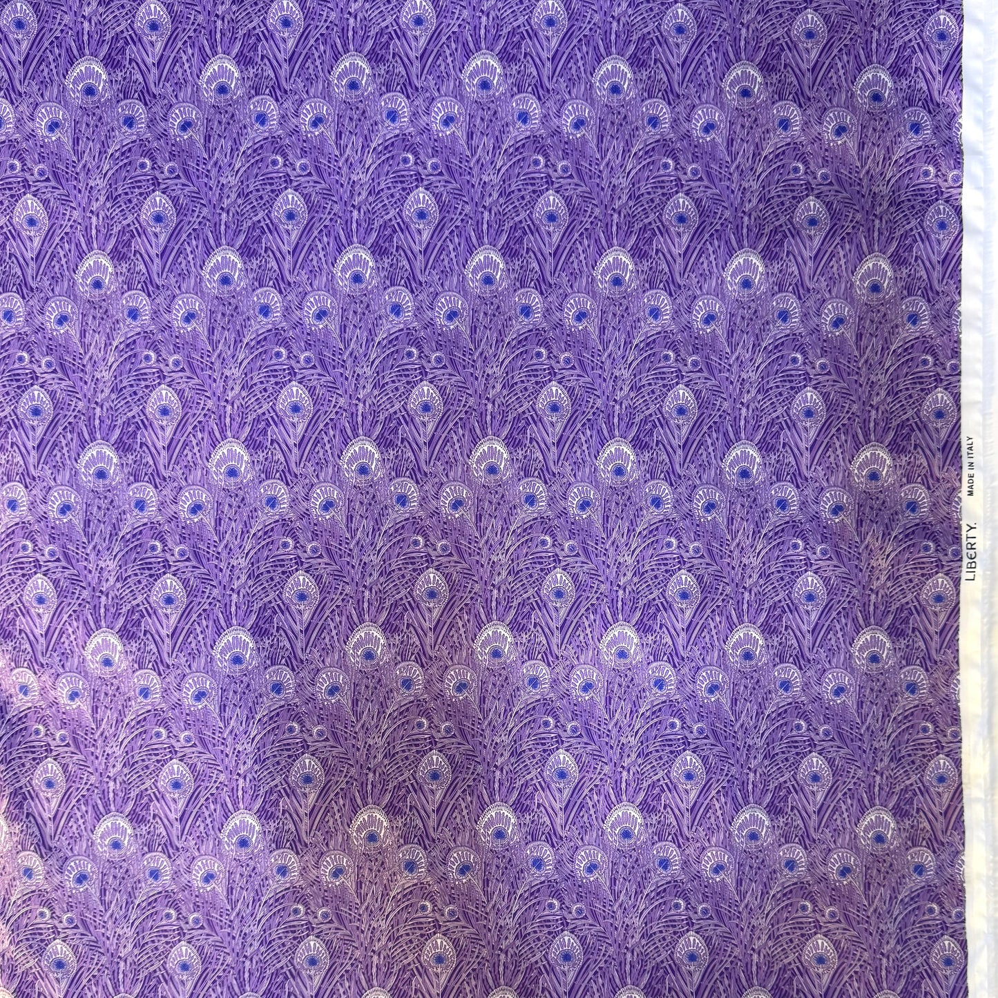 Liberty Fabric Queen Hera Cotton Tana Lawn® 3m