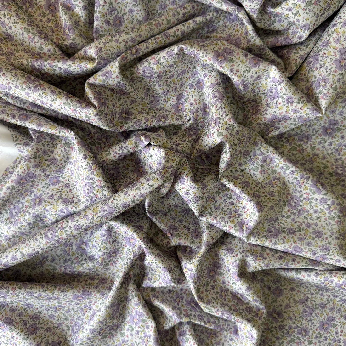 Liberty Fabrics Gemma Meadow C Tana Lawn Cotton 3m