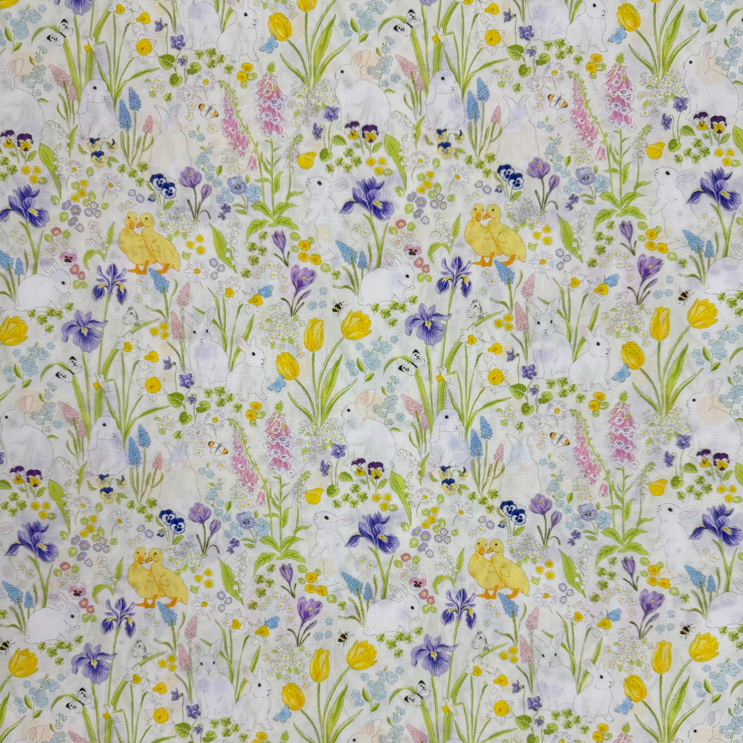 Cute bunny in Spring Bloomy garden
(Classico Arancia cotton) 3m