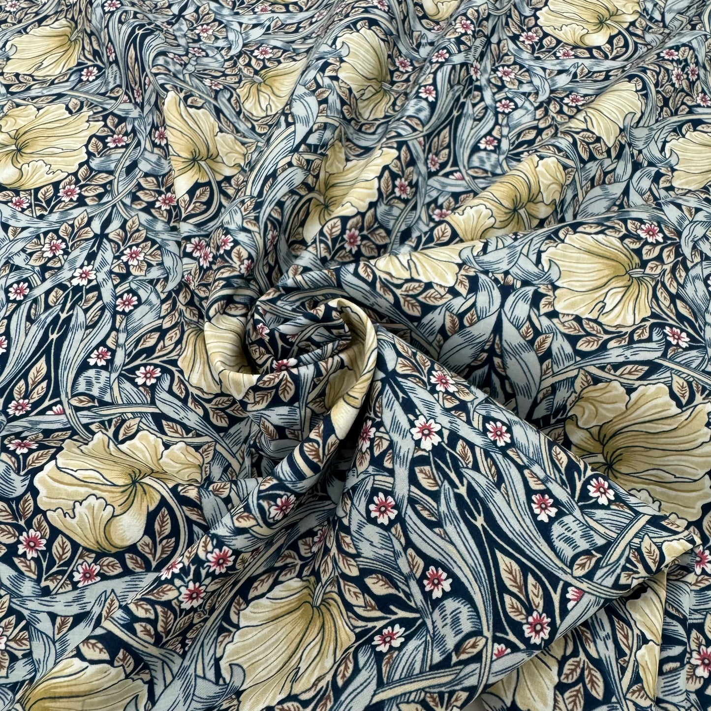 William Morris Pimpernel Blue (English cotton Tana Lawn) 3m