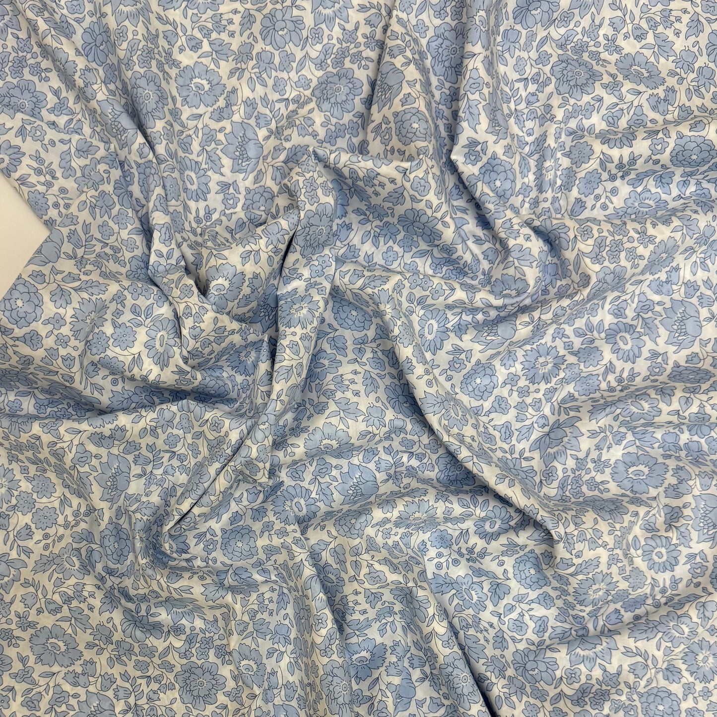 Liberty Fabrics D'anjo Sky B Tana Lawn Cotton 3m