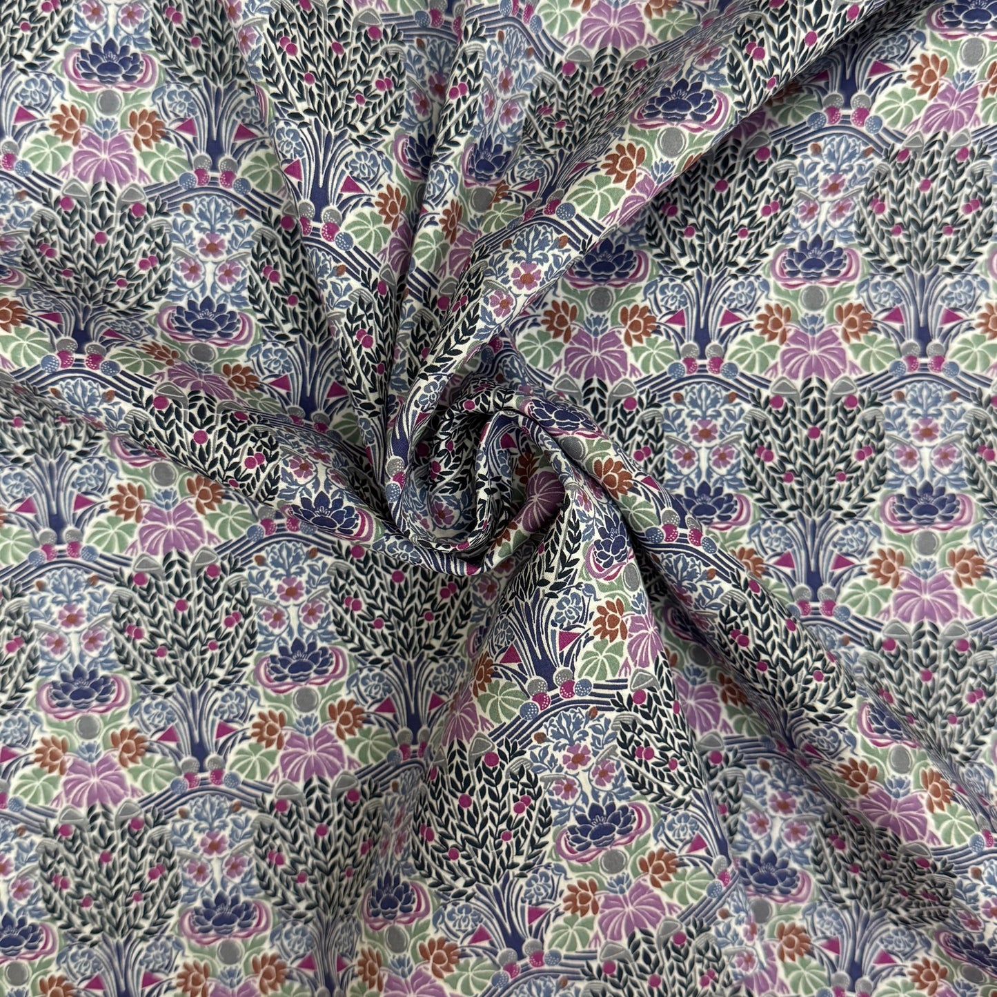 Liberty  TANA LAWN™ COTTON 3m