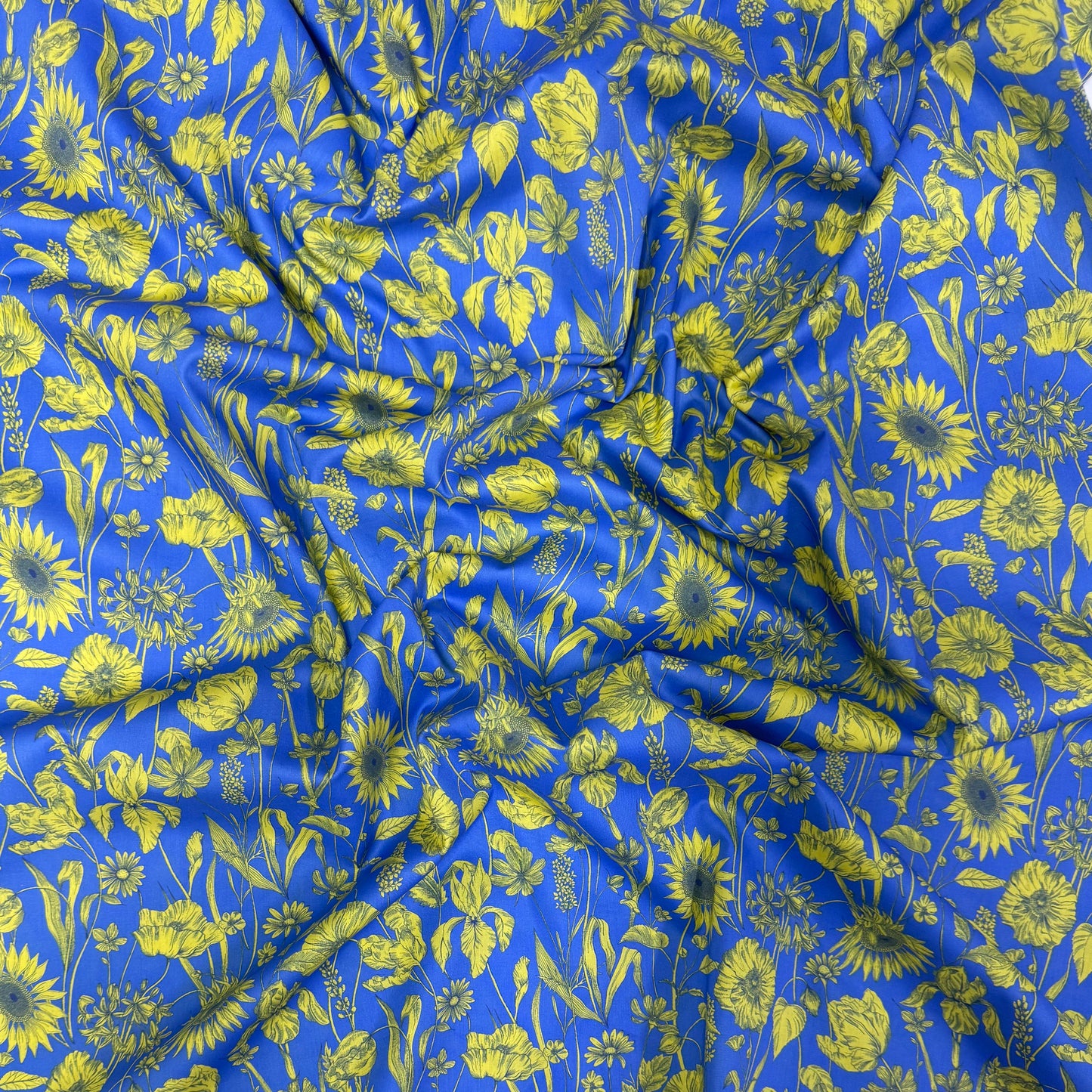 Liberty Fabric Mono Muse blue Cotton Tana Lawn® 3m
