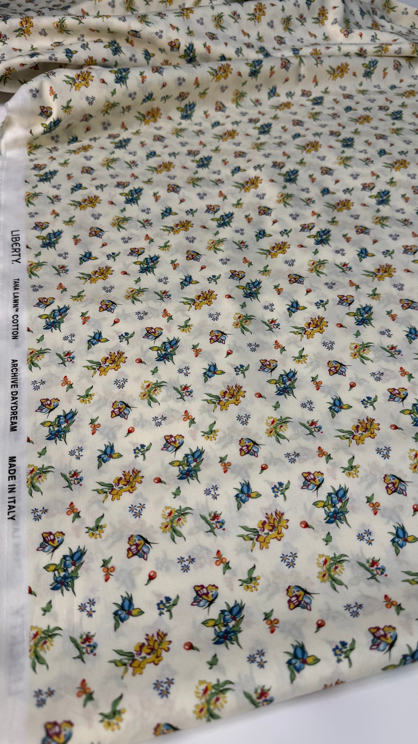 Liberty Fabrics Lily Butterfly A Tana Lawn Cotton 3m