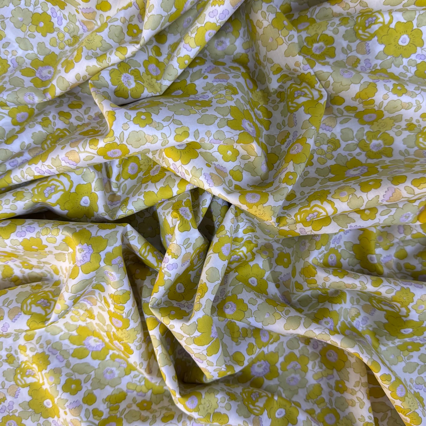 Liberty Fabric Betsy Cotton Tana Lawn® 3m