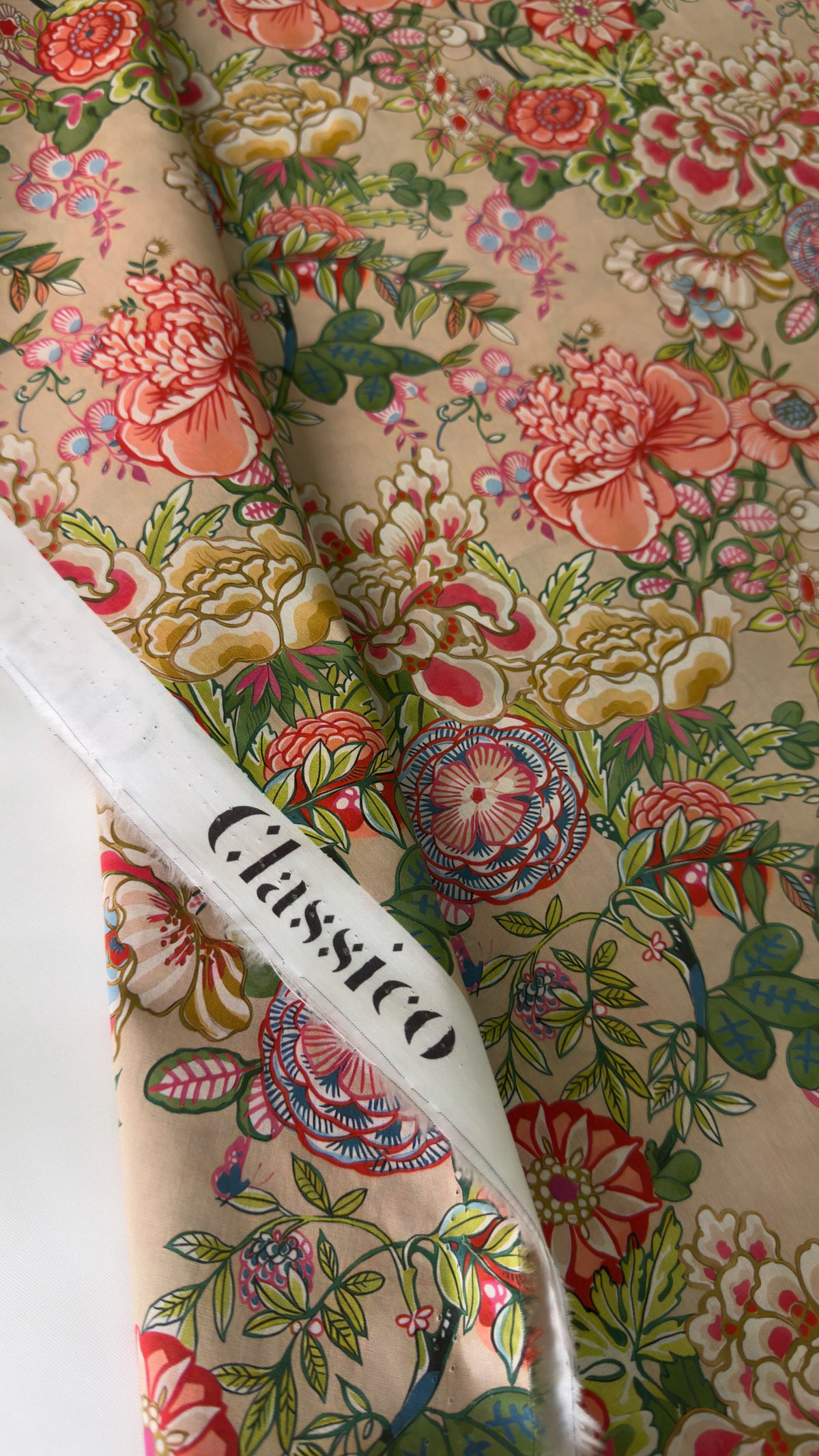 CLASSICO Fabric Cotton Tana Lawn 3m