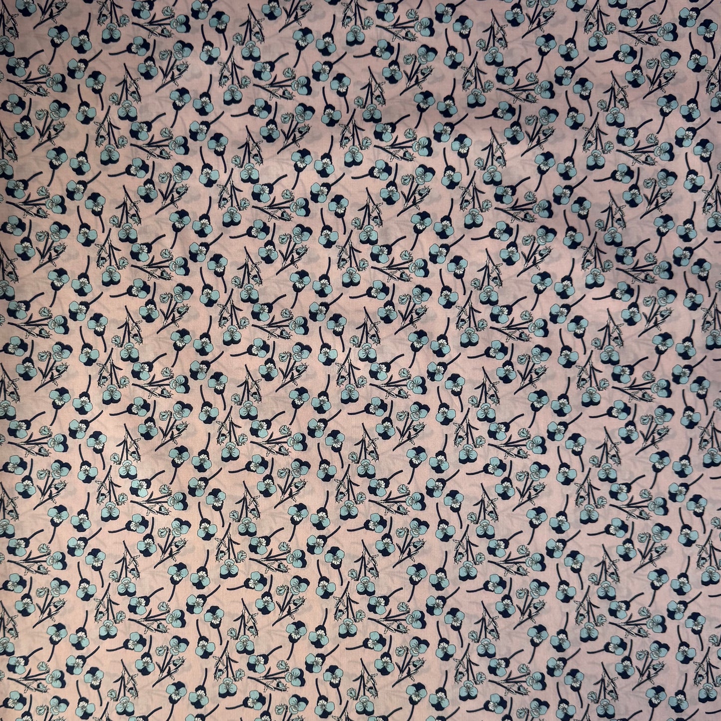 Liberty Fabric Ros W Tana Lawn® Cotton Tana Lawn® 3m