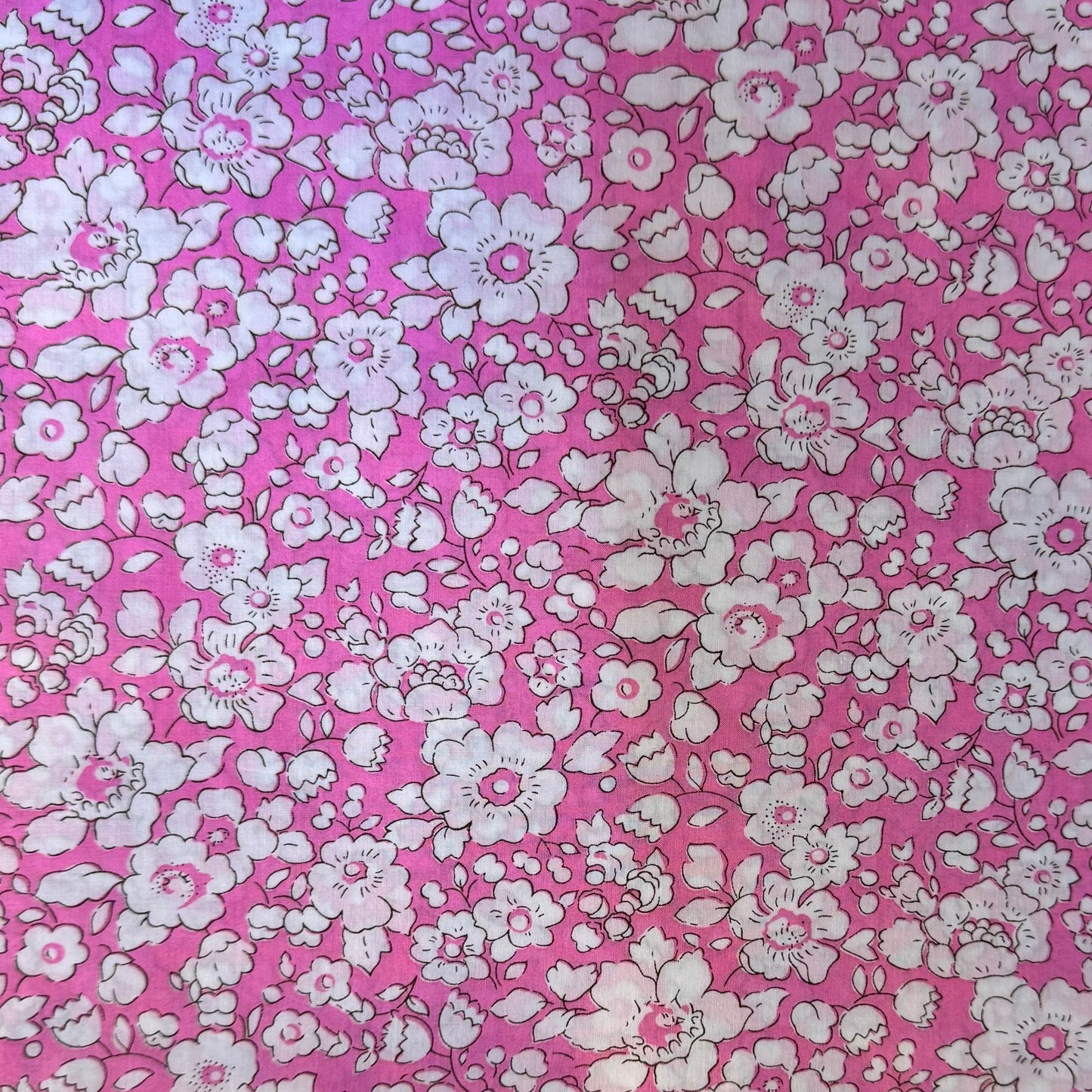 Liberty Fabric Betsy Cotton Tana Lawn® 3m