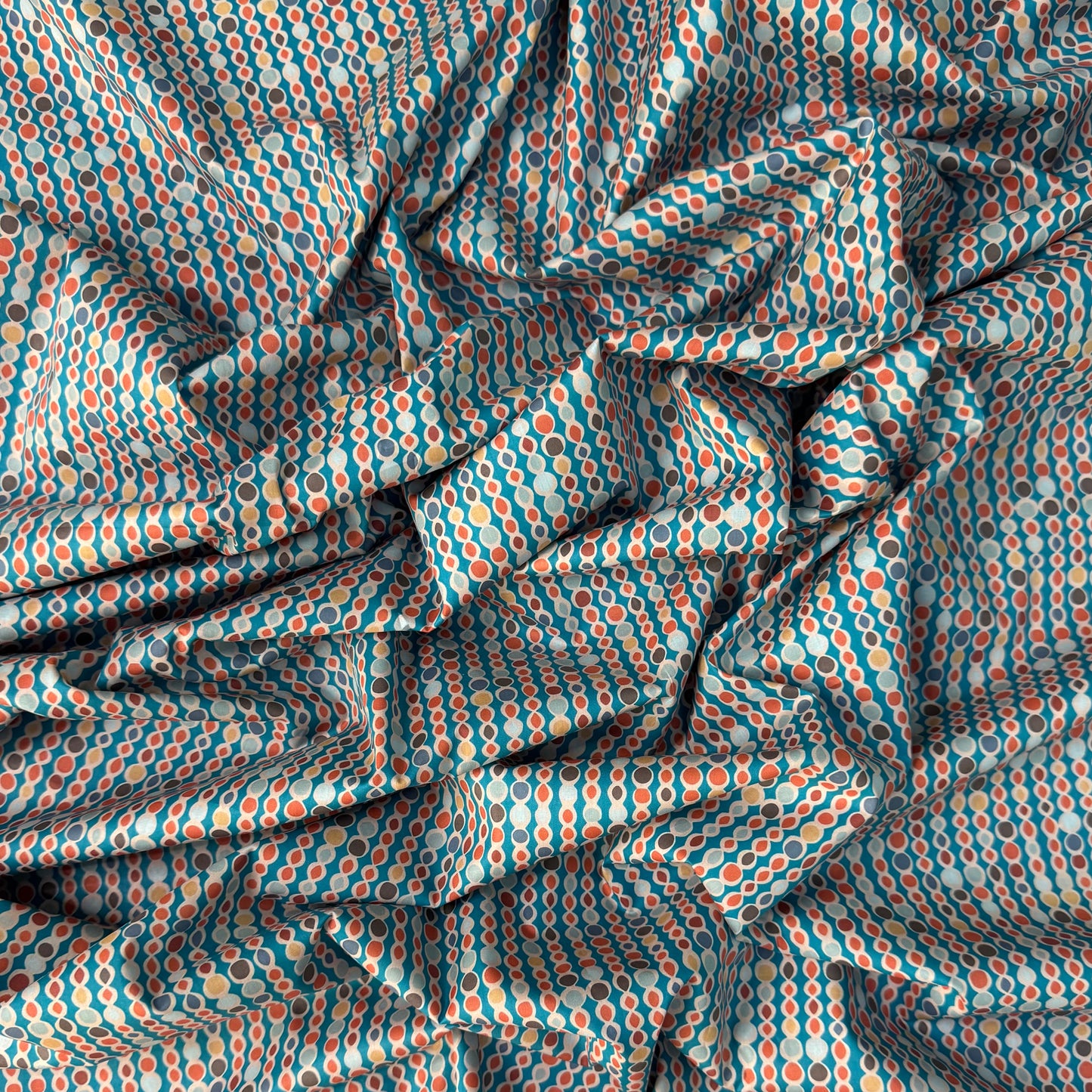 CLASSICO Fabric Cotton Tana Lawn 3m