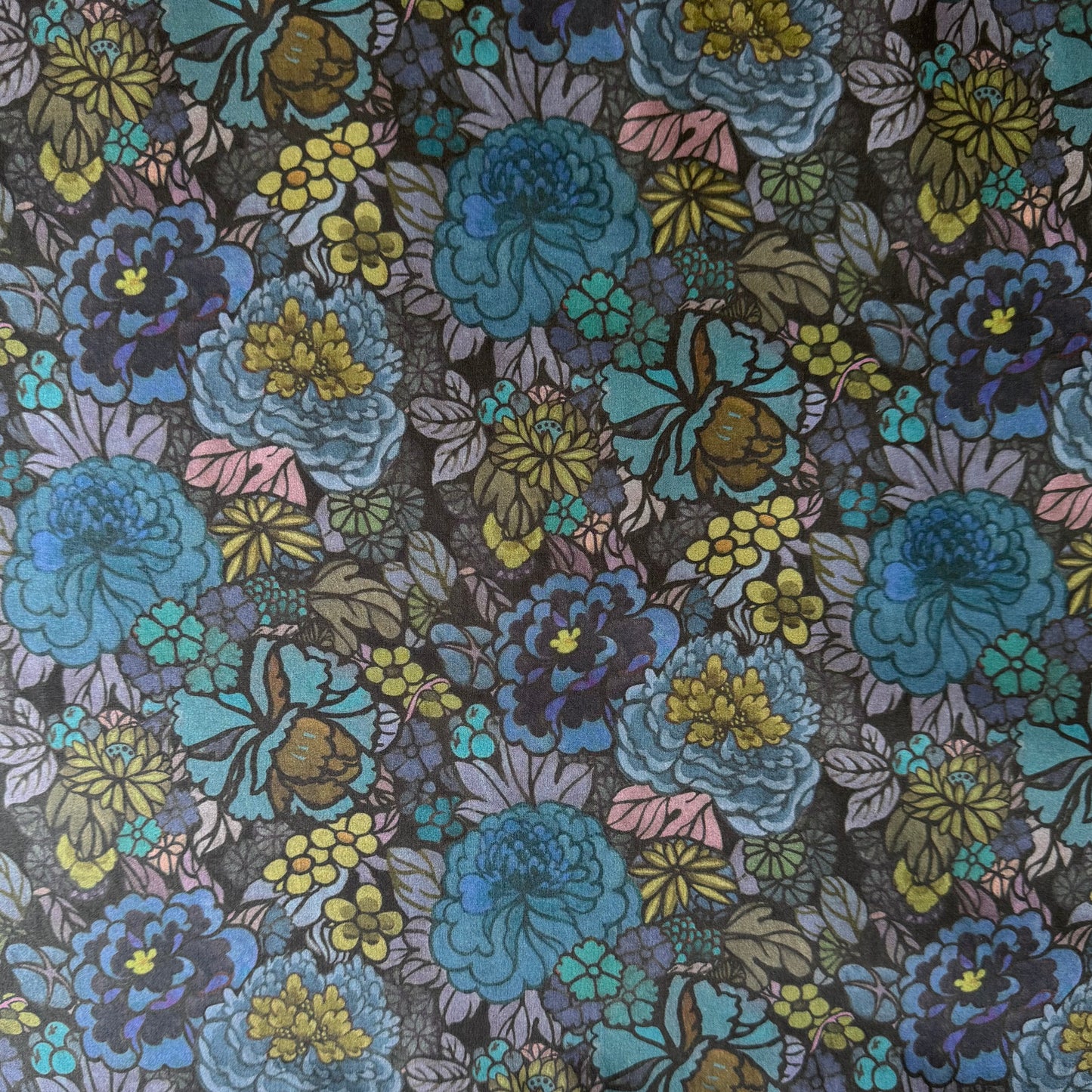 Liberty Fabrics Heritage Garden B Tana Lawn Cotton 3m