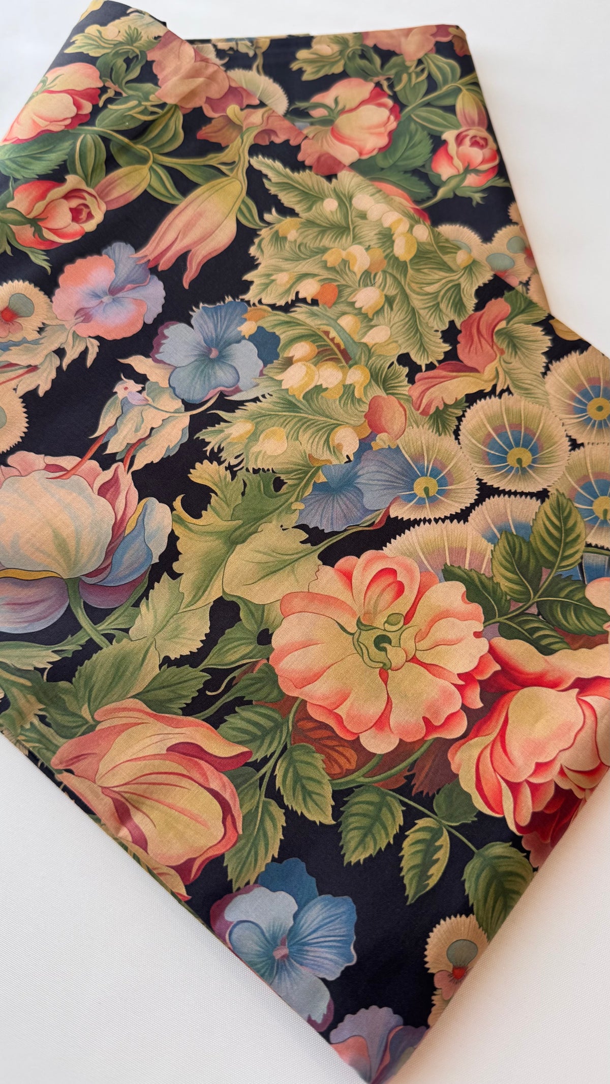 CLASSICO Fabric Cotton Tana Lawn 3m