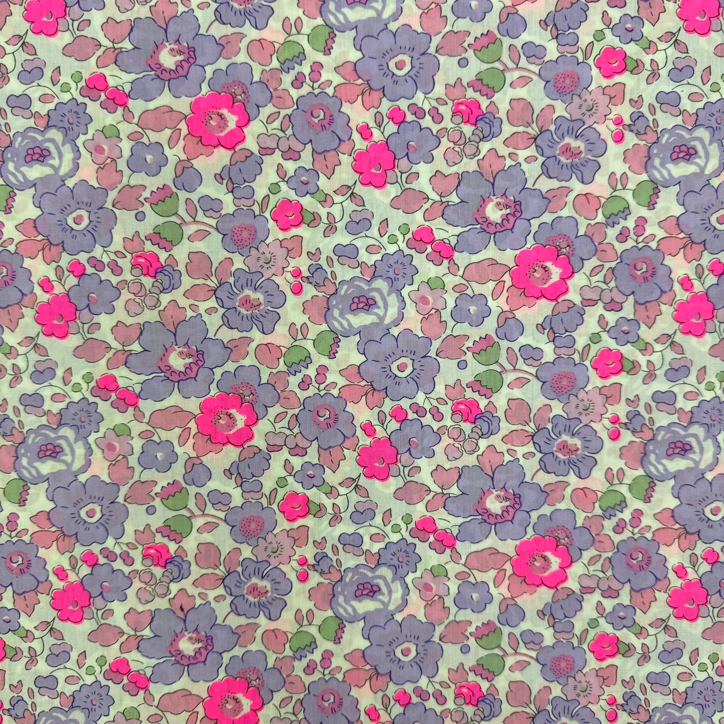 Liberty Fabric Betsy NP Tana Lawn™ Cotton 3m