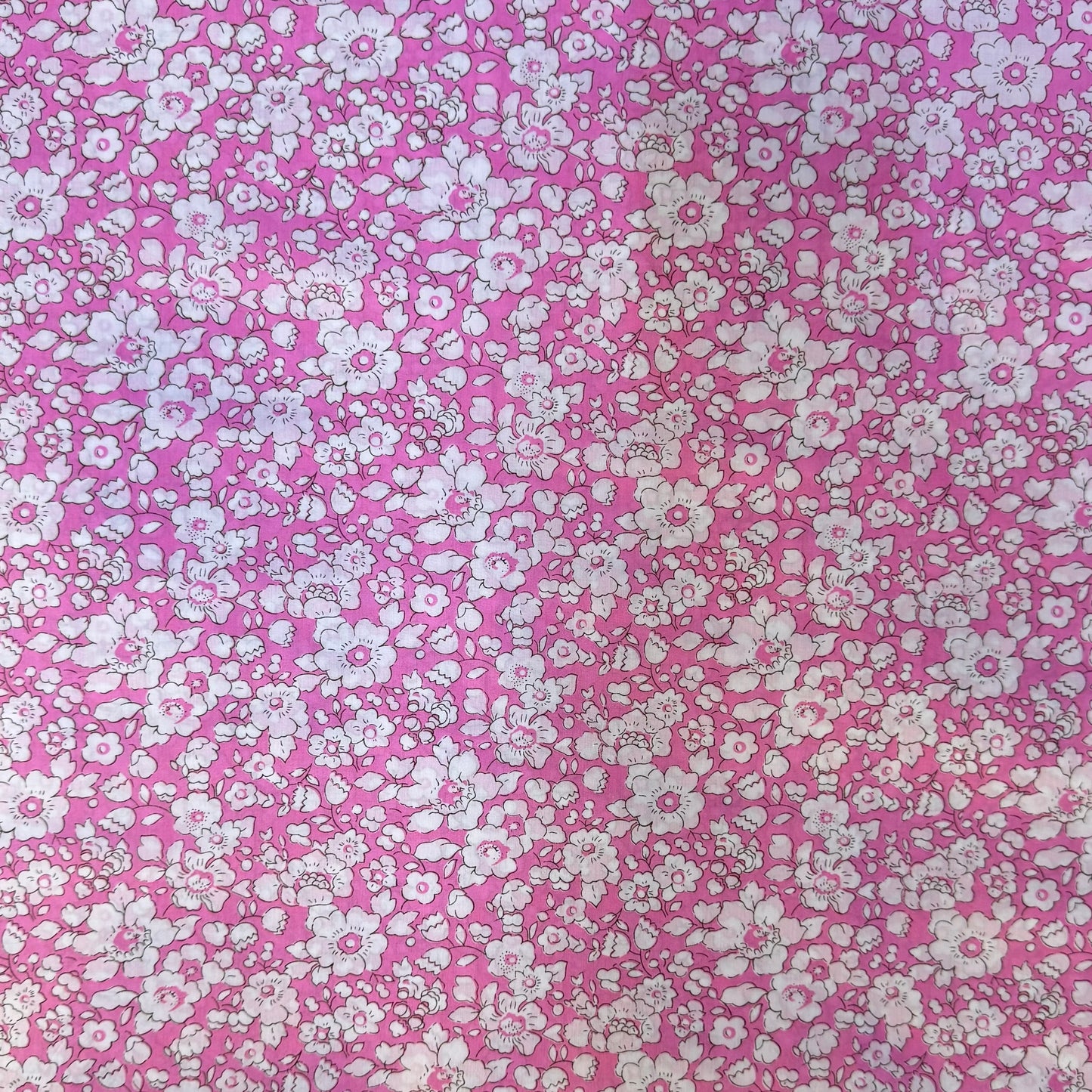 Liberty Fabric Betsy Cotton Tana Lawn® 3m