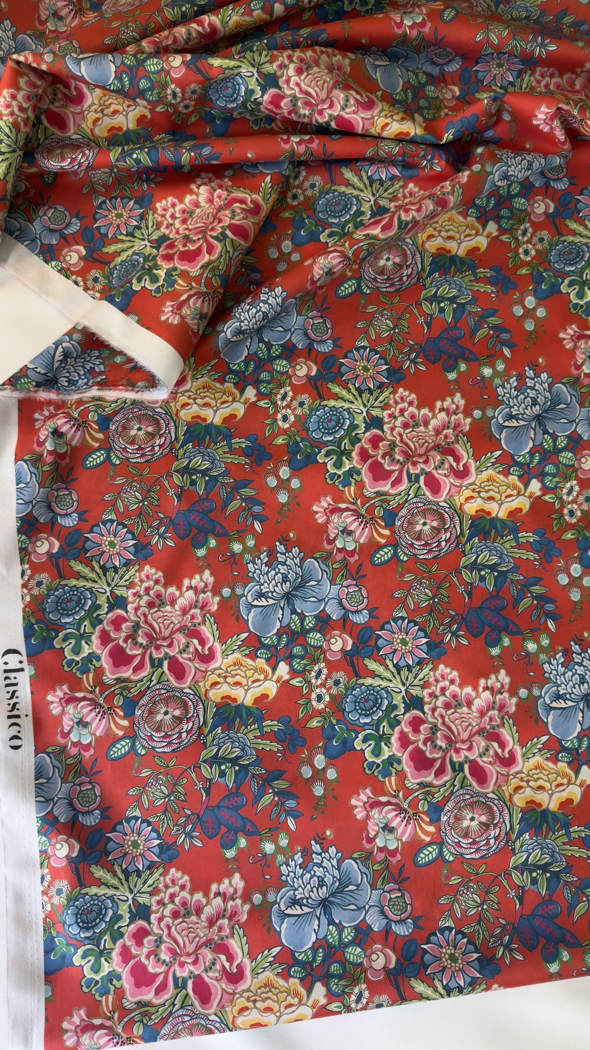 CLASSICO Fabric Cotton Tana Lawn 3m