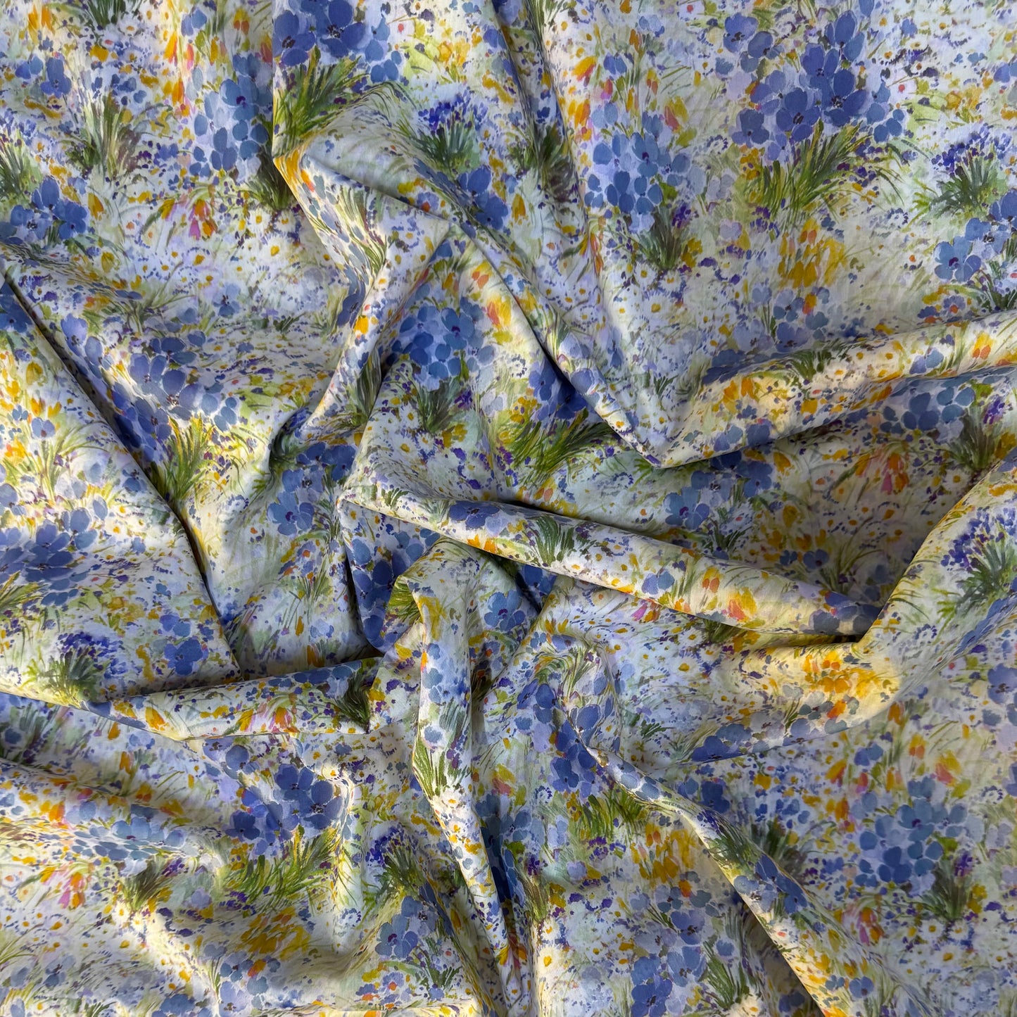 Liberty Fabric MEADOW BREEZE Cotton Tana Lawn® 3m