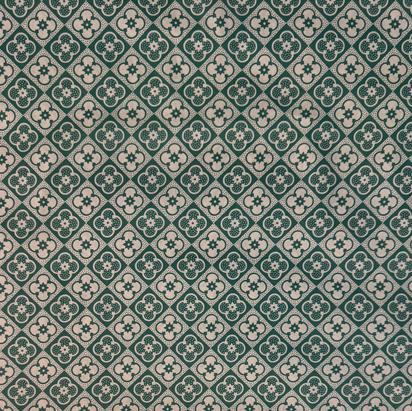 CLASSICO Fabric Cotton Tana Lawn 3m